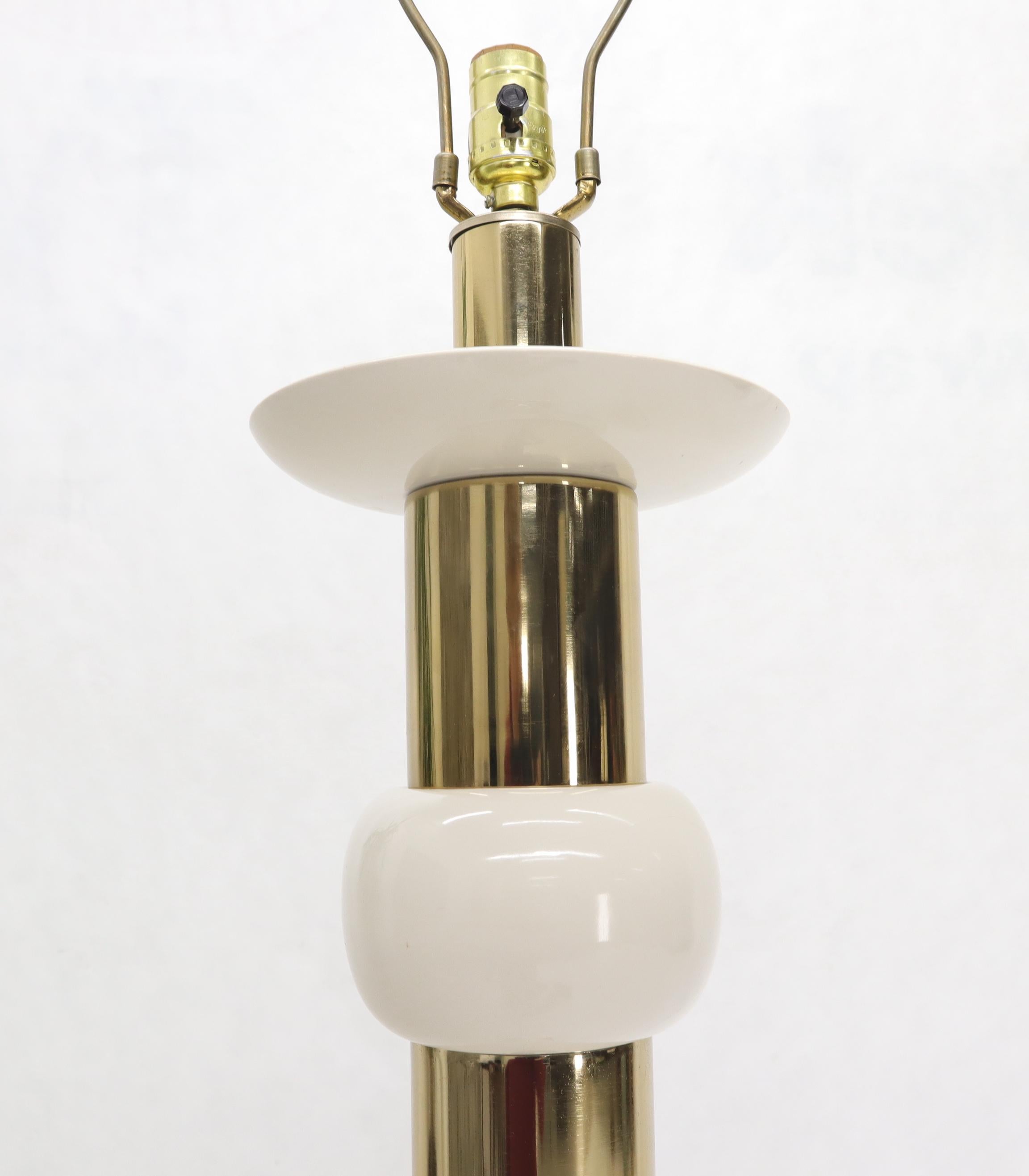 Mid-Century Modern Brass Heavy Bracket Shape Base Floor Lamp For Sale 2