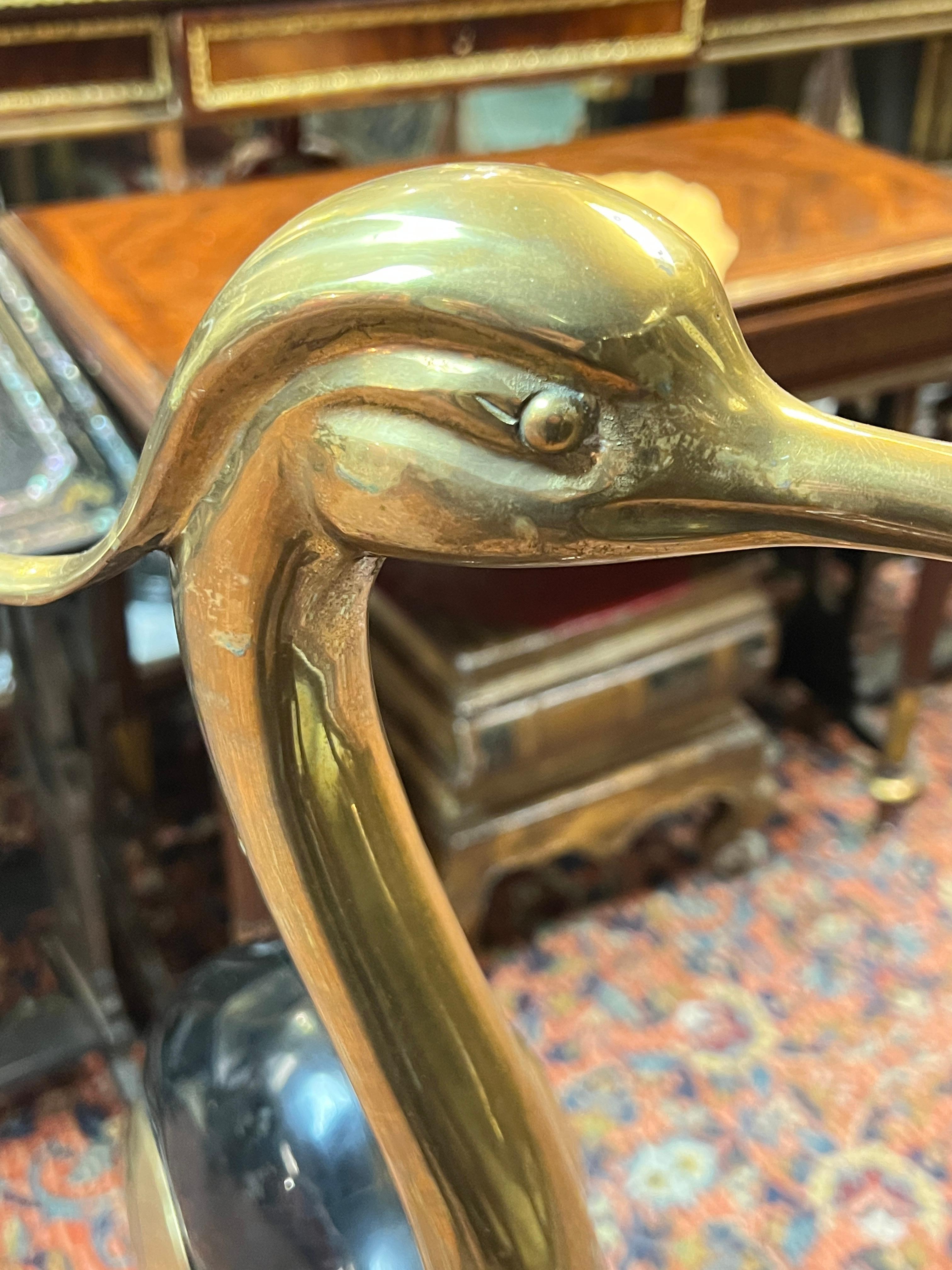 Laiton Sculpture de sol moderne du milieu du siècle en laiton, oiseau héron -- 42 pouces de hauteur en vente