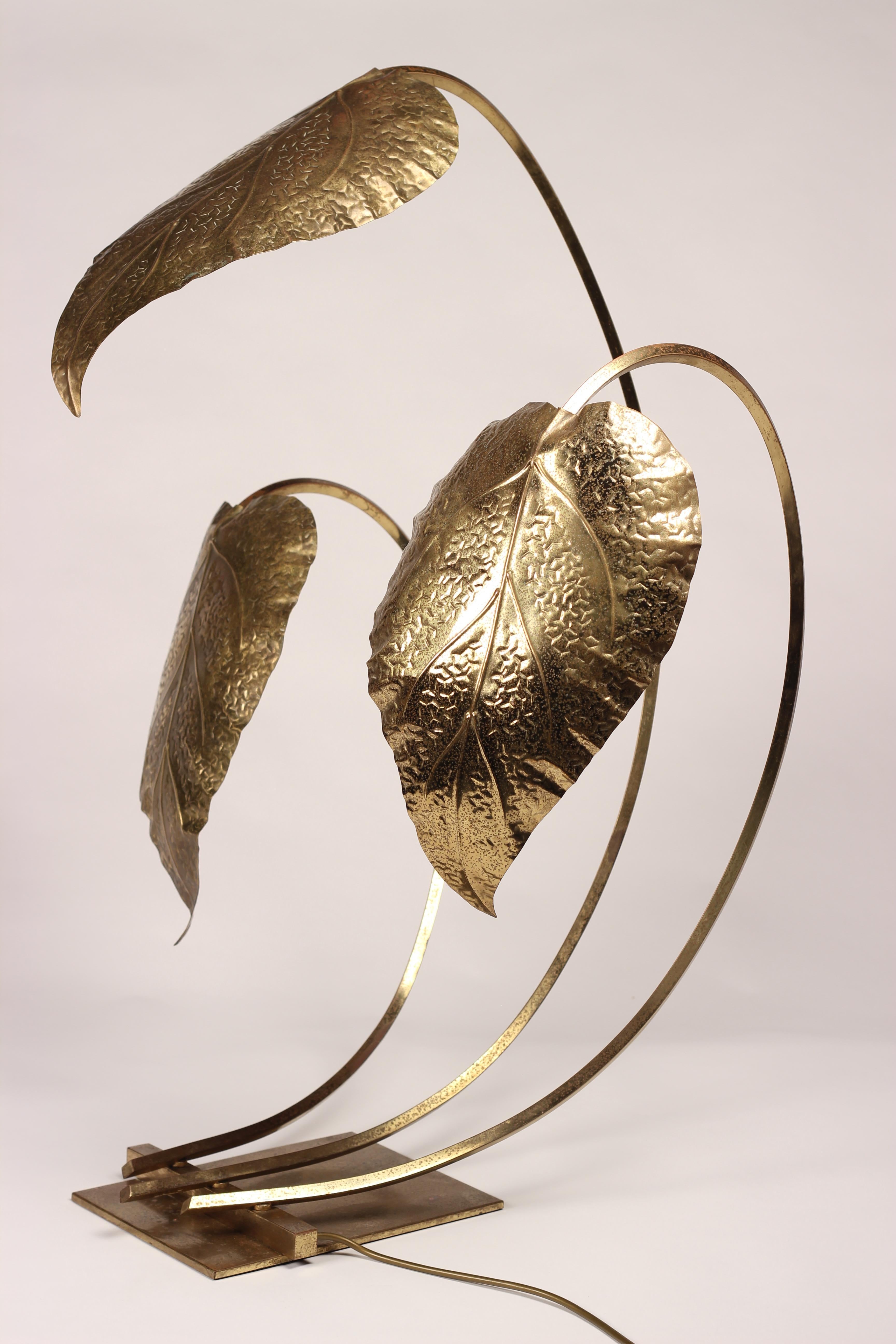 Mid-Century Modern Brass Italian Leaf Light by Tommaso Barbi, 1970s For Sale 3