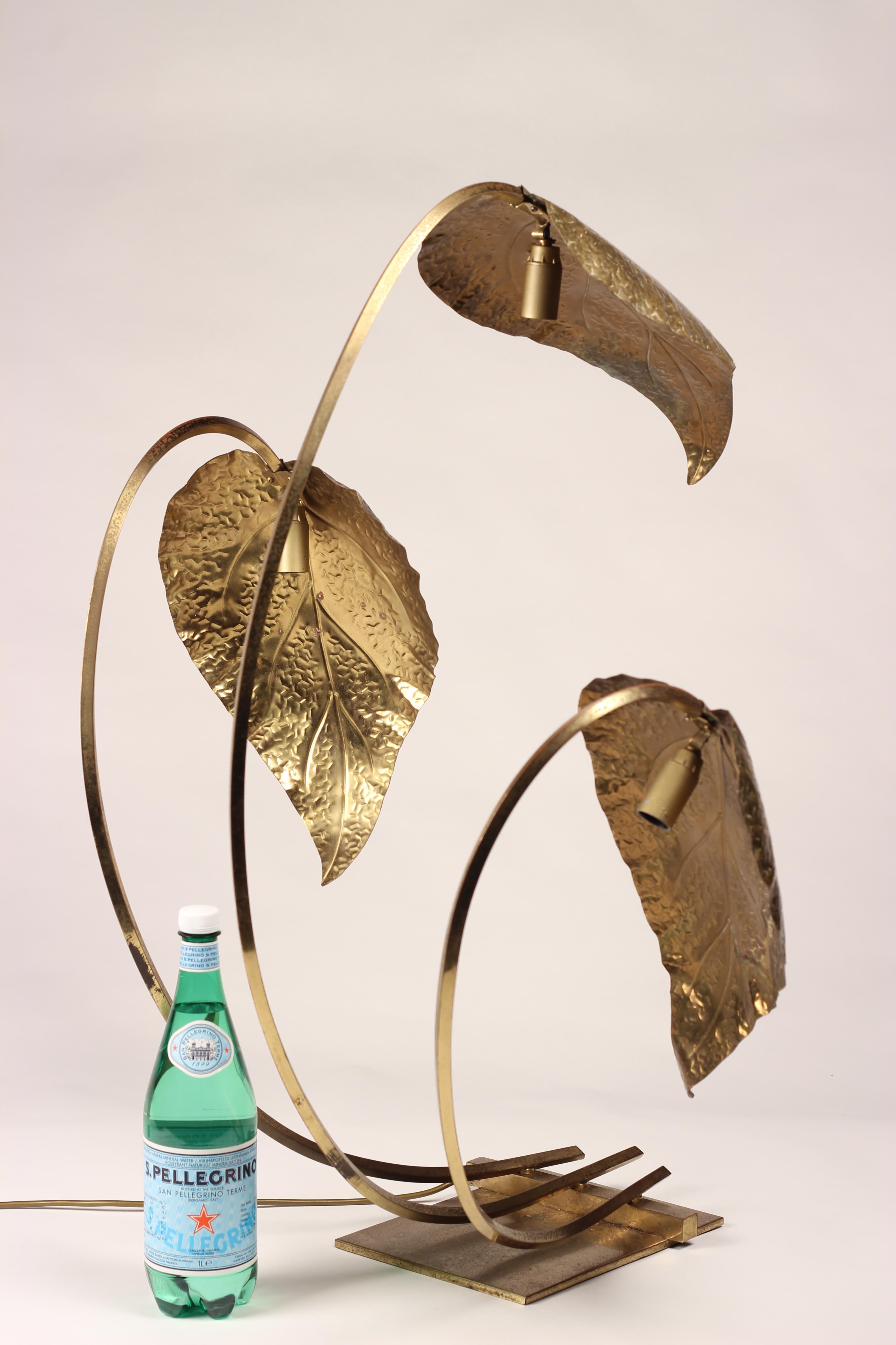 Mid-Century Modern Brass Italian Leaf Light by Tommaso Barbi, 1970s For Sale 5
