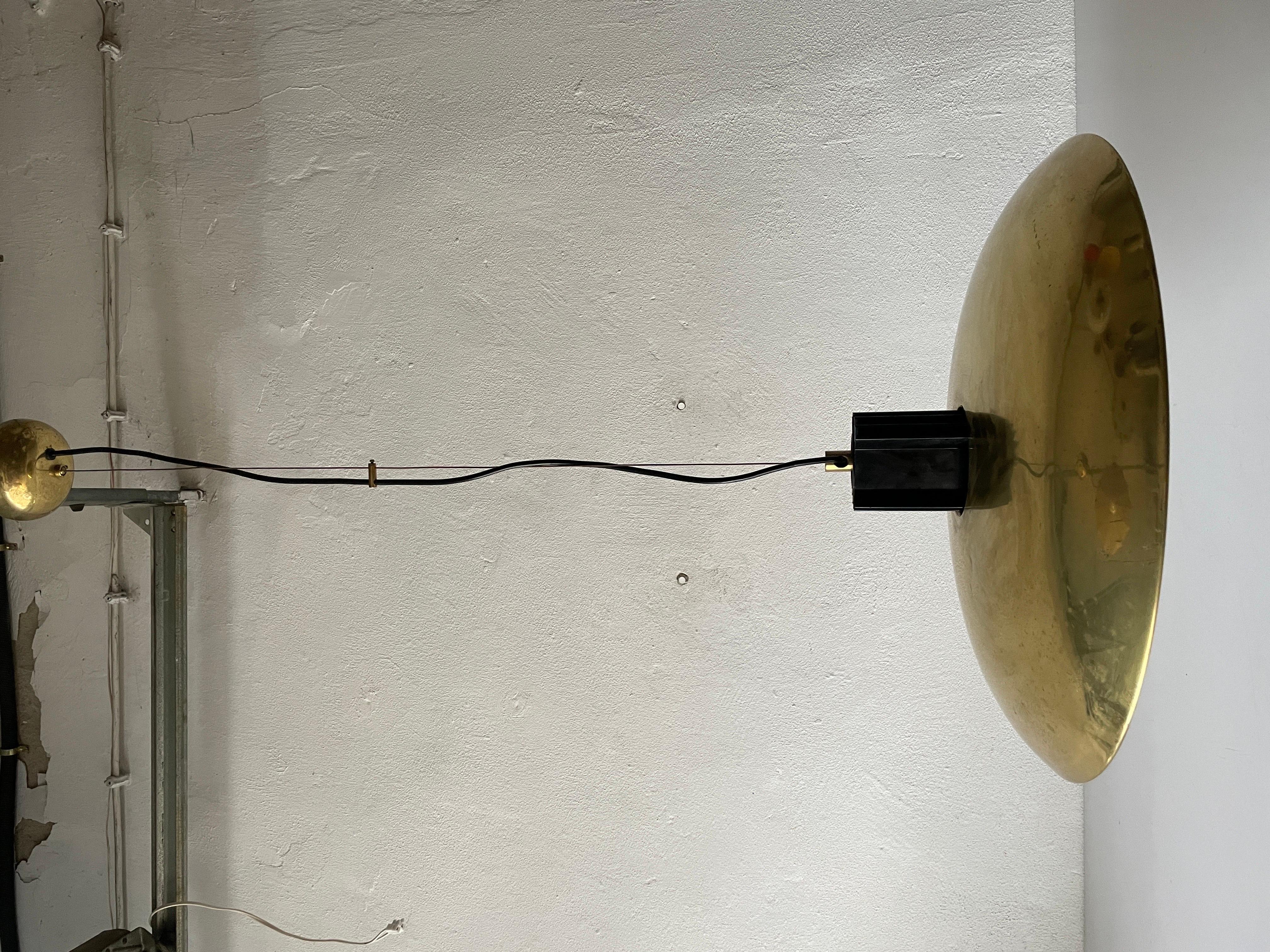 Lampe à suspension italienne XL en laiton mi-siècle moderne, années 1960, Italie en vente 4