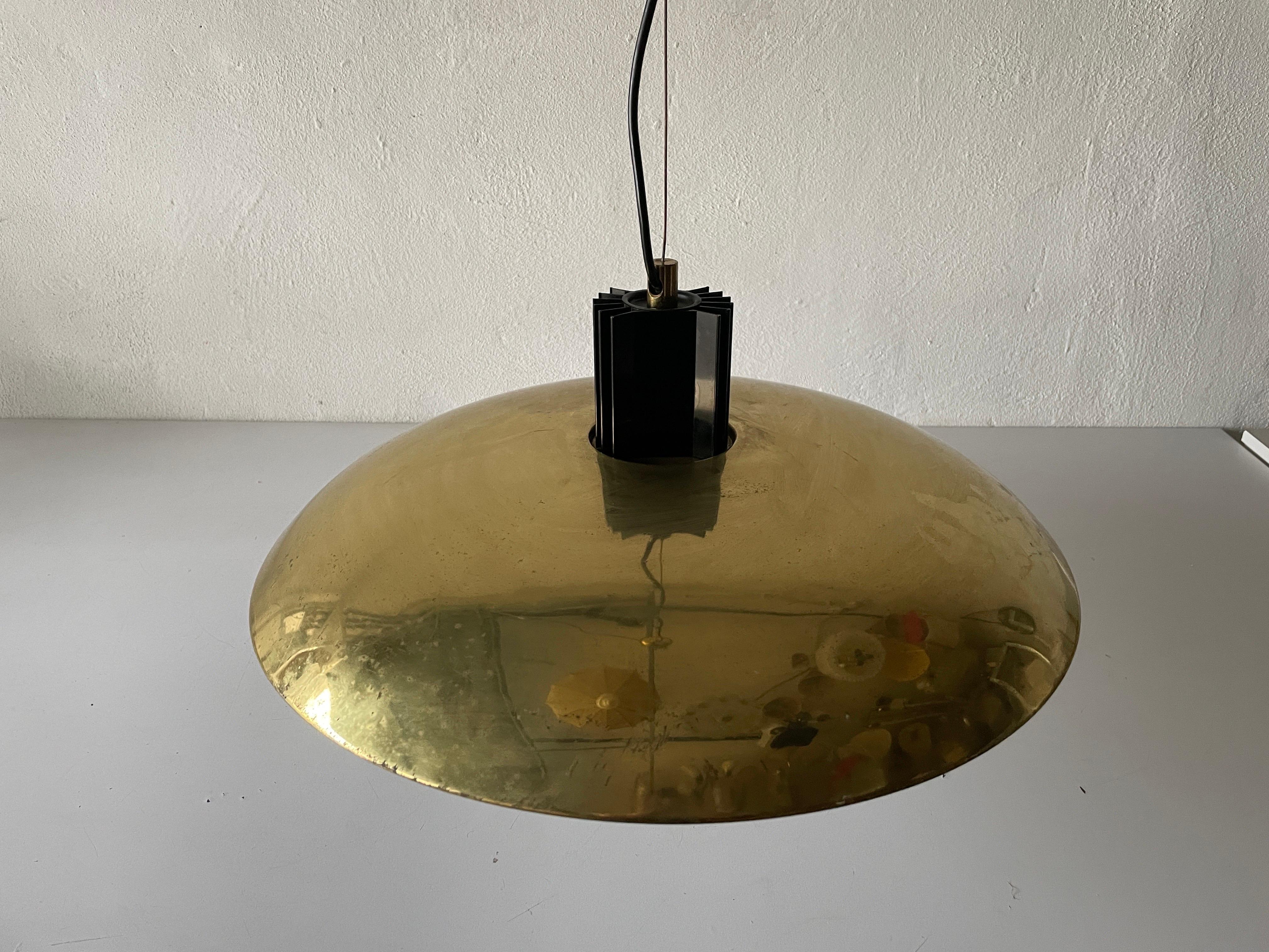 Mid-Century Modern Brass Italian Xl Pendant Lamp, 1960s, Italy In Excellent Condition For Sale In Hagenbach, DE