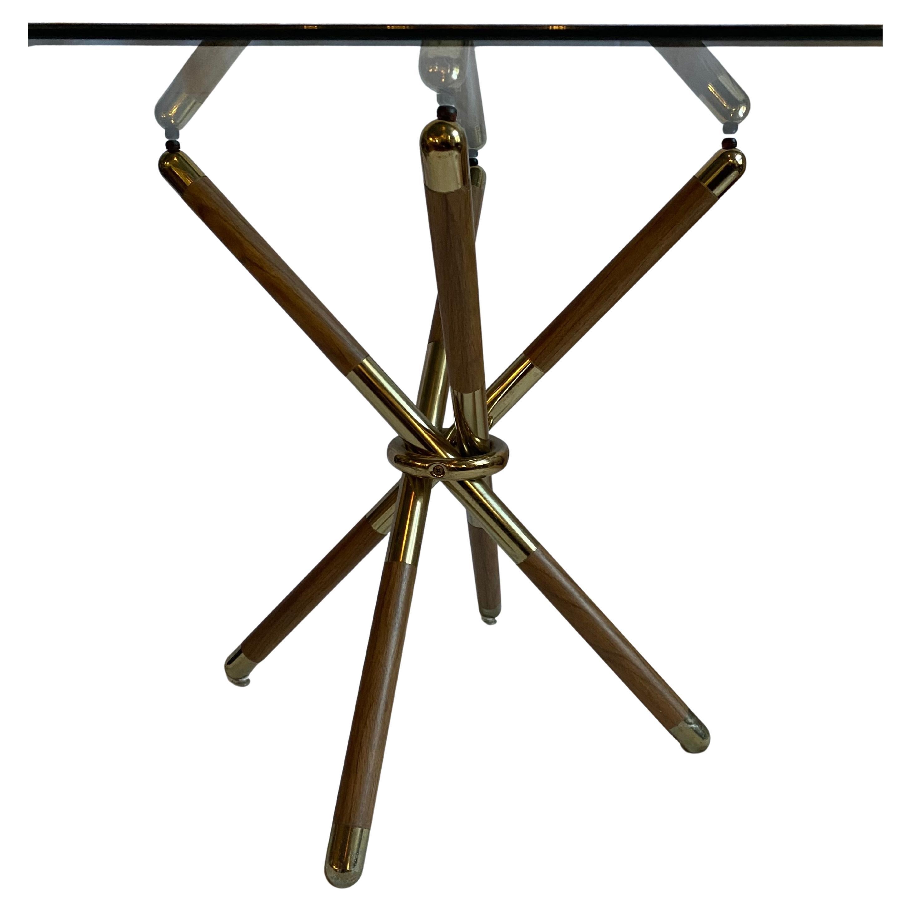 Mid-Century Modern Table de salle à manger à nœuds en laiton, moderne, du milieu du siècle dernier en vente