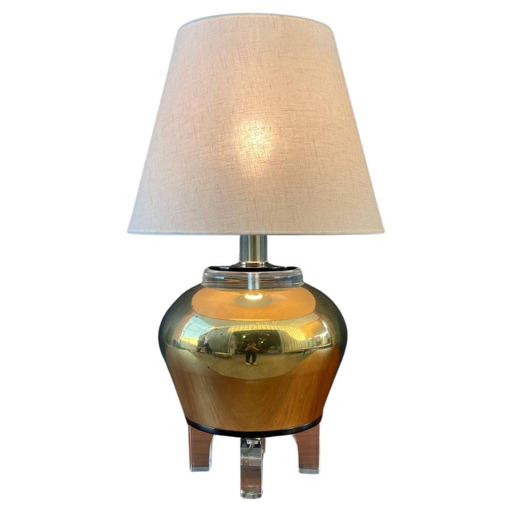 Mid-Century Modern Brass & Lucite Table Lamp For Sale