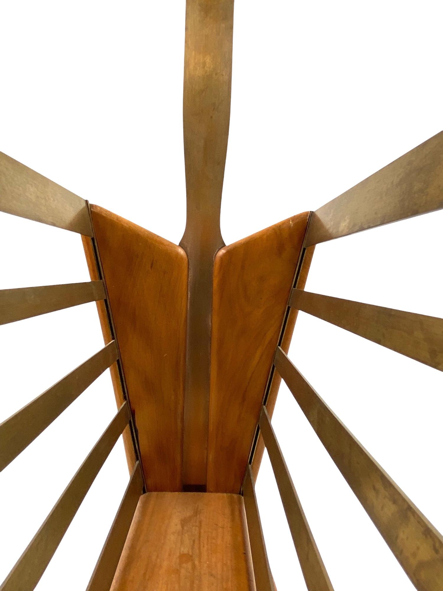 Mid-century Modern brass magazine rack, Ico and Luisa Parisi  Italy 1950 For Sale 4