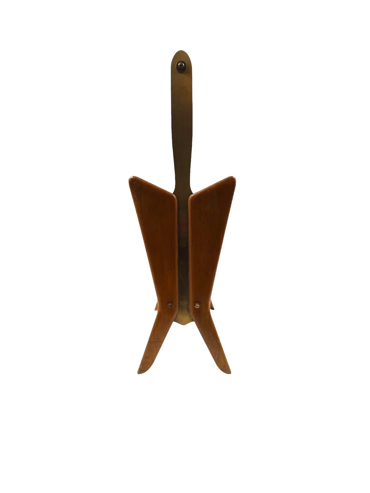 Mid-20th Century Mid-century Modern brass magazine rack, Ico and Luisa Parisi  Italy 1950 For Sale