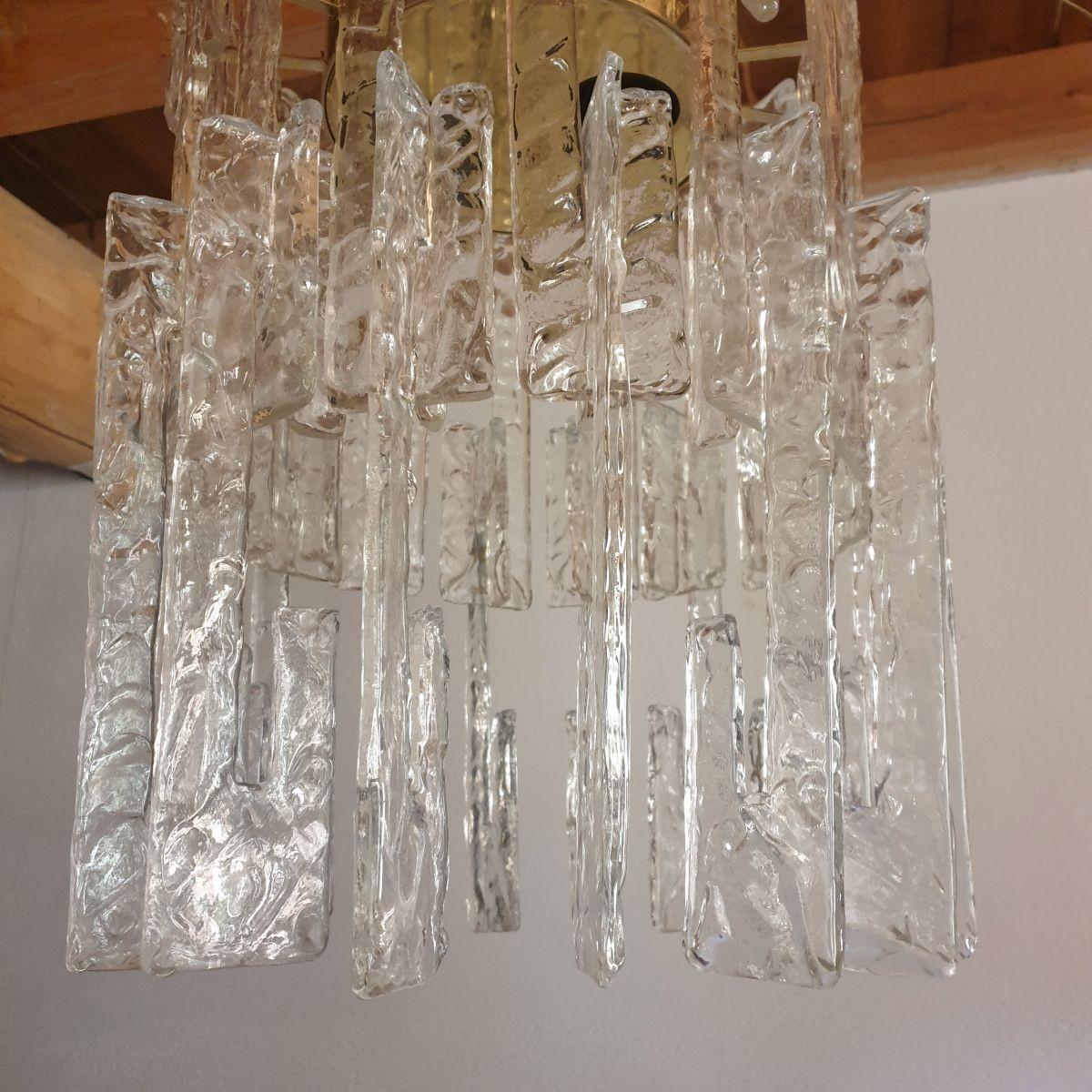 Mid-Century brass-Murano glass chandelier, Mazzega For Sale 2