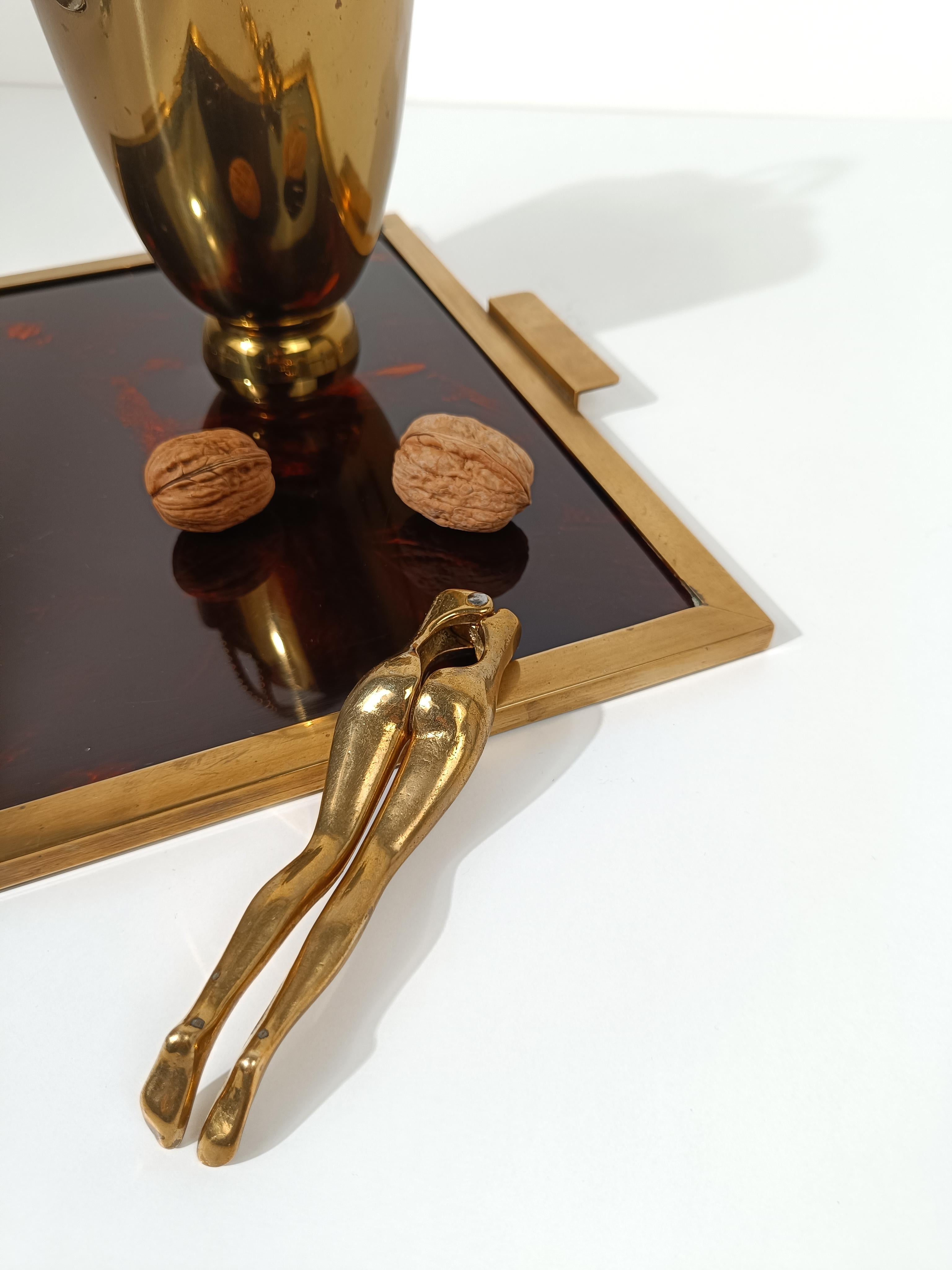 Mid-century Modern Brass Nutcracker in the Shape of a Woman's Legs, 70s In Good Condition In Roma, IT