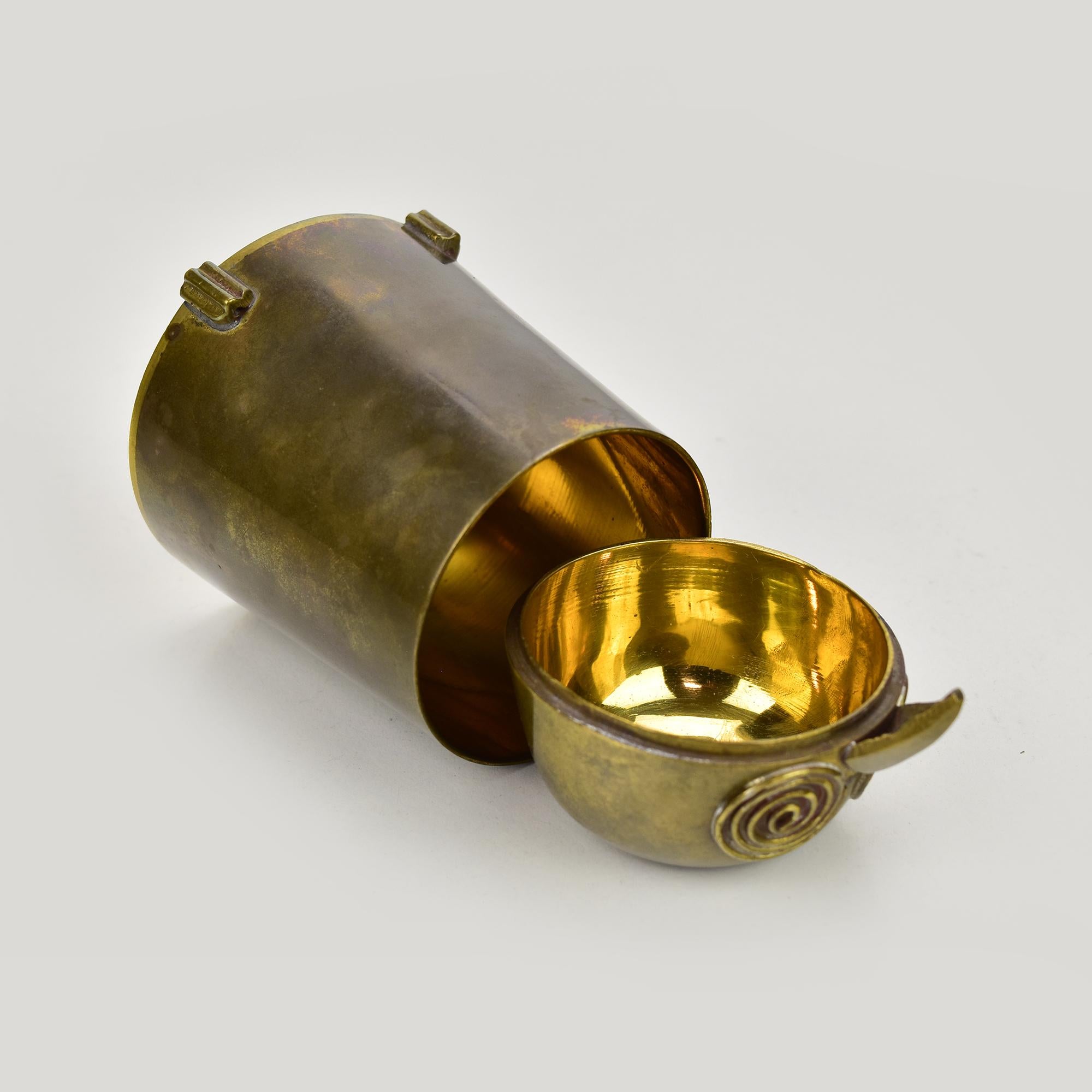 Mid-Century Modern Brass Owl Lidded Box with Spiral Eyes For Sale 4