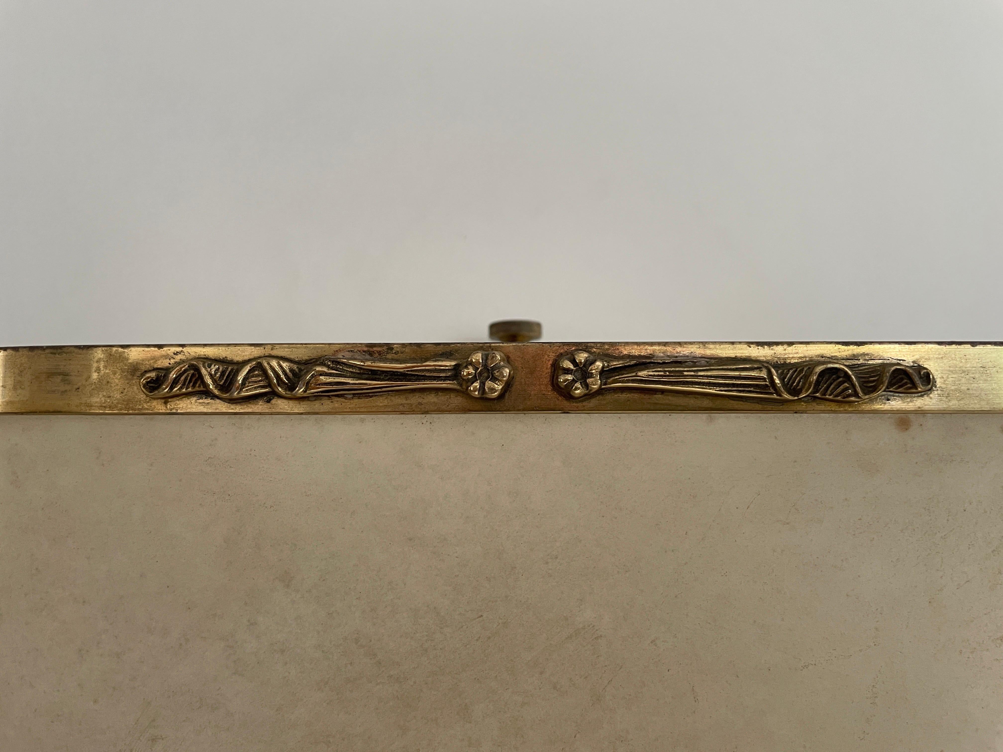 Laiton Paire d'appliques Arrow en laiton avec abat-jour en forme de cocon, Italie, années 1960 en vente