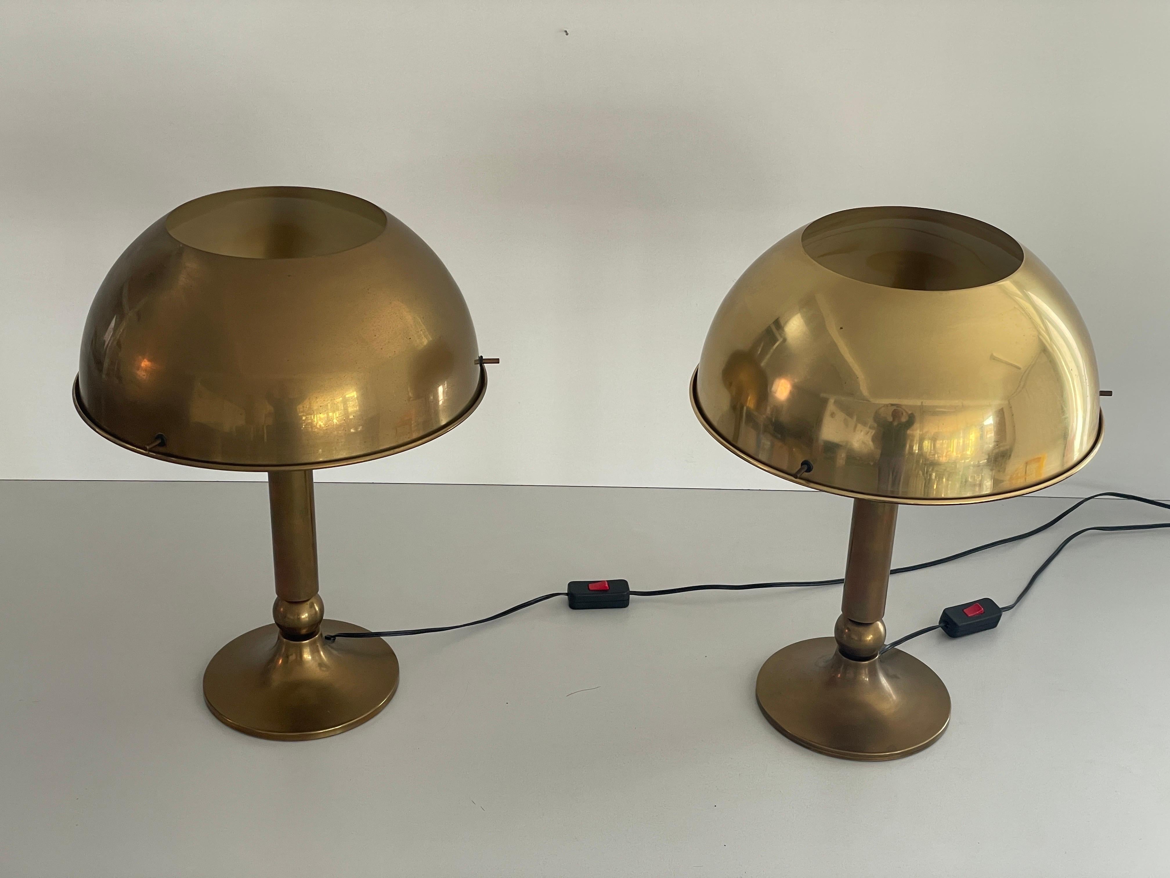 Mid-century Modern Brass Pair of Table Lamps by Florian Schulz, 1970s, Germany In Excellent Condition For Sale In Hagenbach, DE