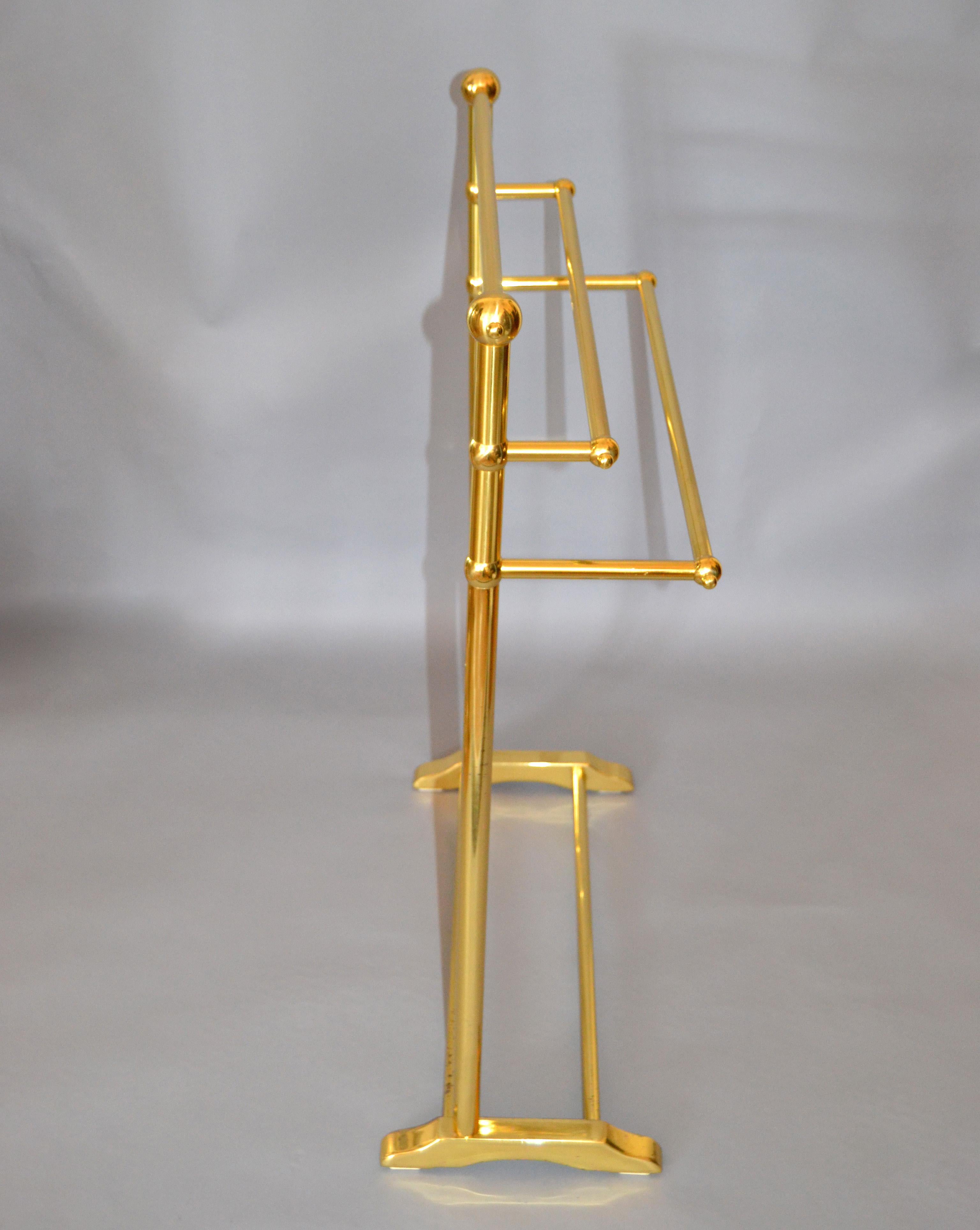 Mid-Century Modern Brass Pedestal Three-Tier Towel Rack, Stand Made in England 1