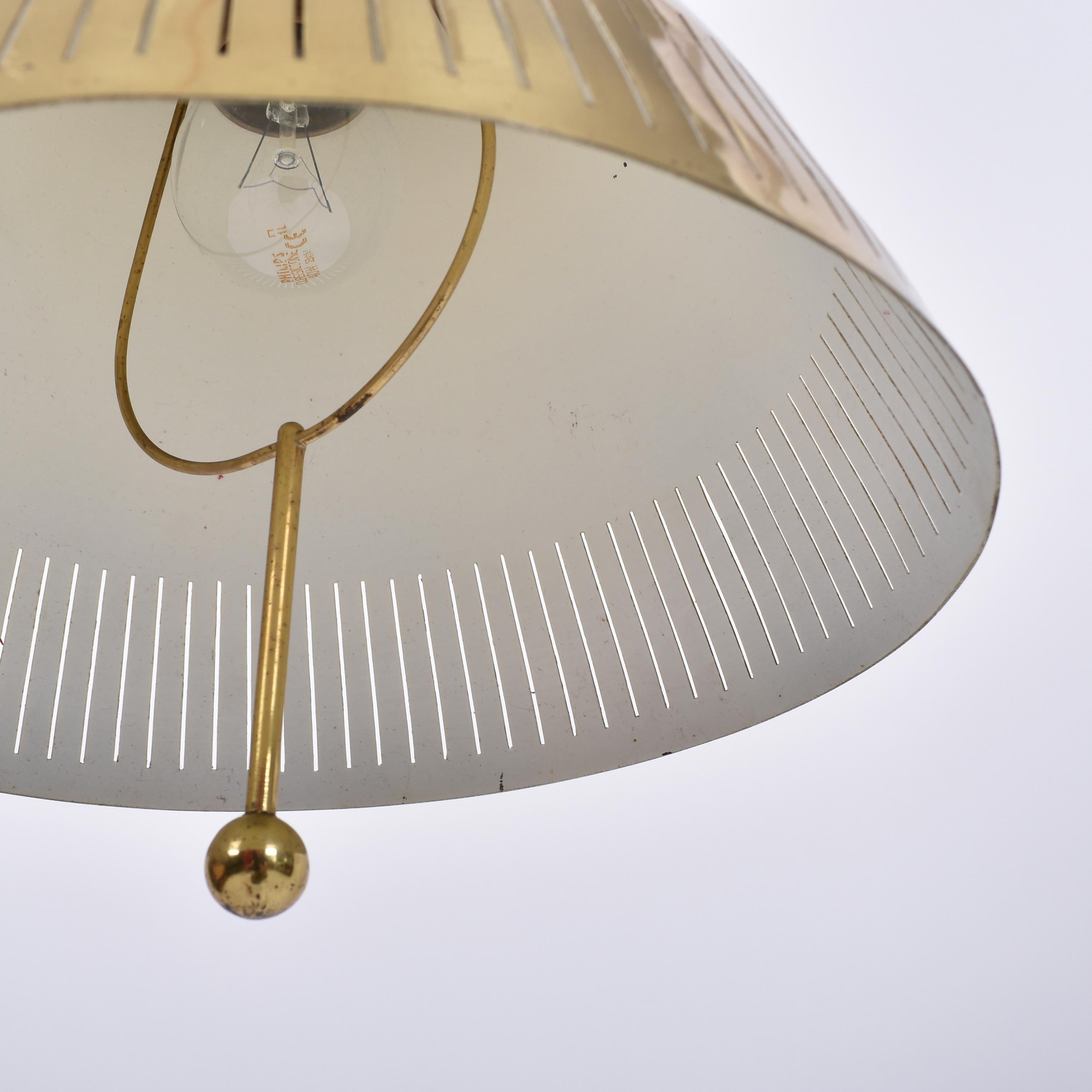 Mid-Century Modern Brass Pendant Lamp by Vereinigte Werkstätten 1960s Germany For Sale 5