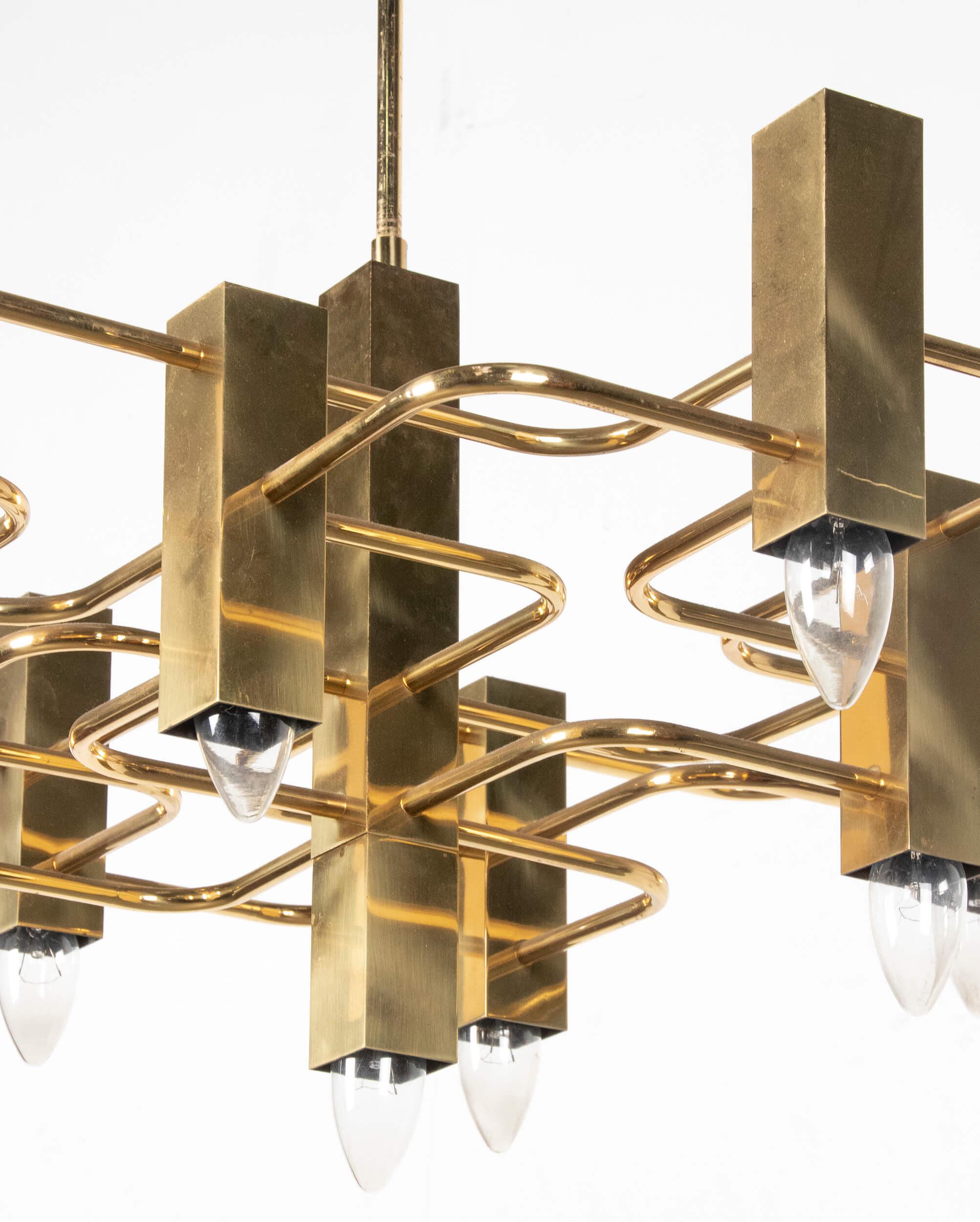 Mid-Century Modern Brass Pendant Lamp Deigned by Gaetano Sciolari 11