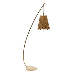 Mid-Century Modern Brass 
Rattan Arc Floor Lamp, Italy 1950s