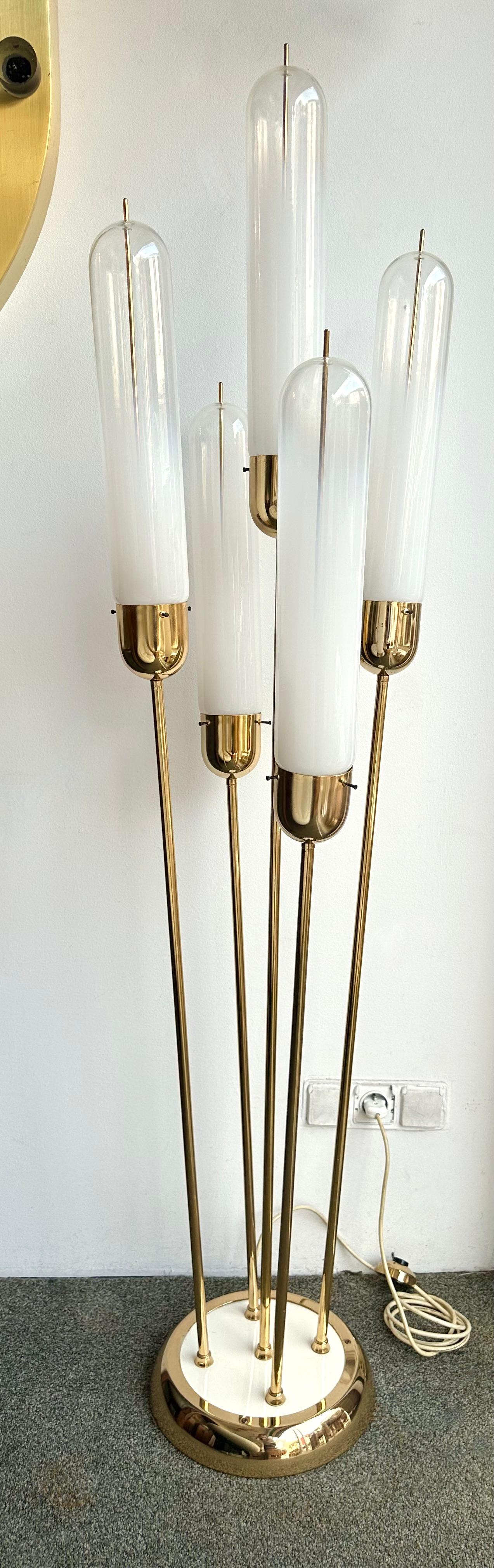 Mid-Century Modern Brass Reed Floor Lamp Murano Glass by Mazzega, Italy, 1970s For Sale 8