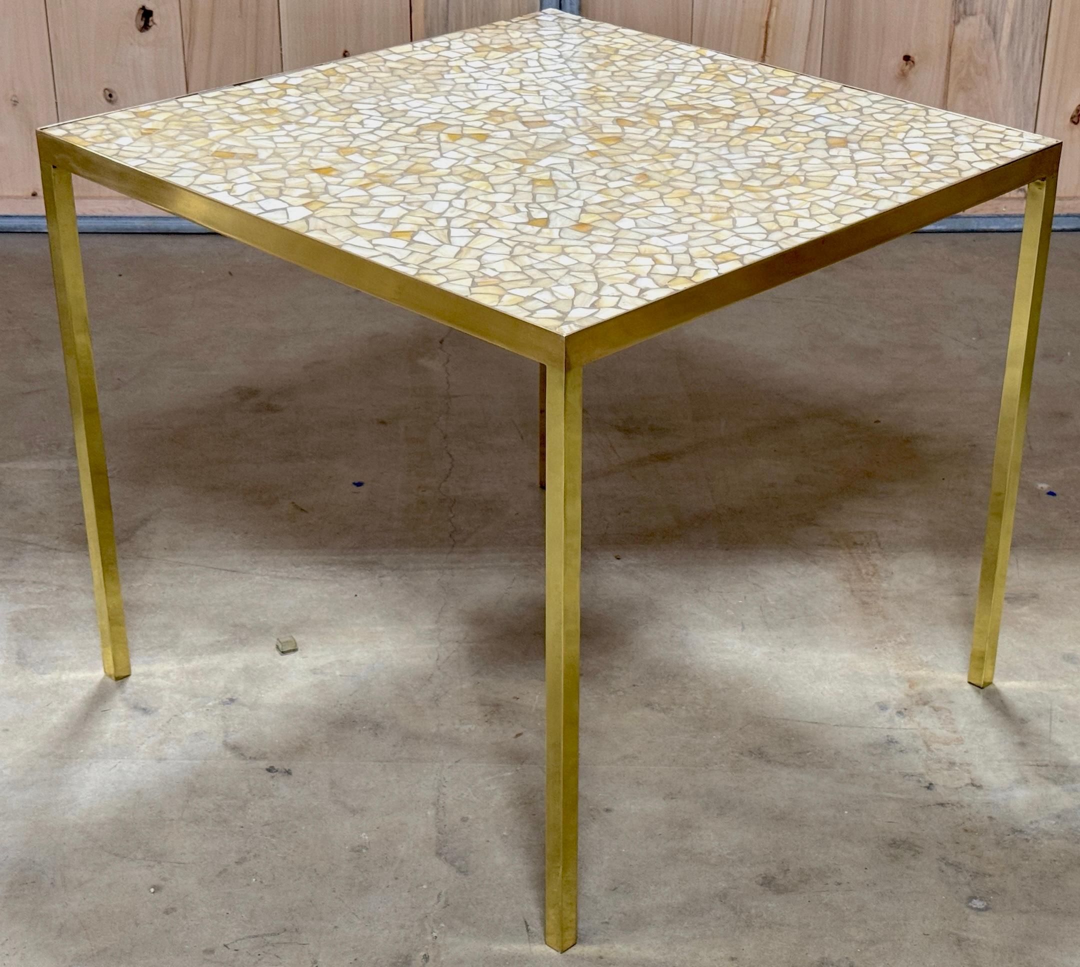 20ième siècle Table de jeu moderne du milieu du siècle dernier en laiton et verre teinté incrusté, de Morris Lapidus en vente