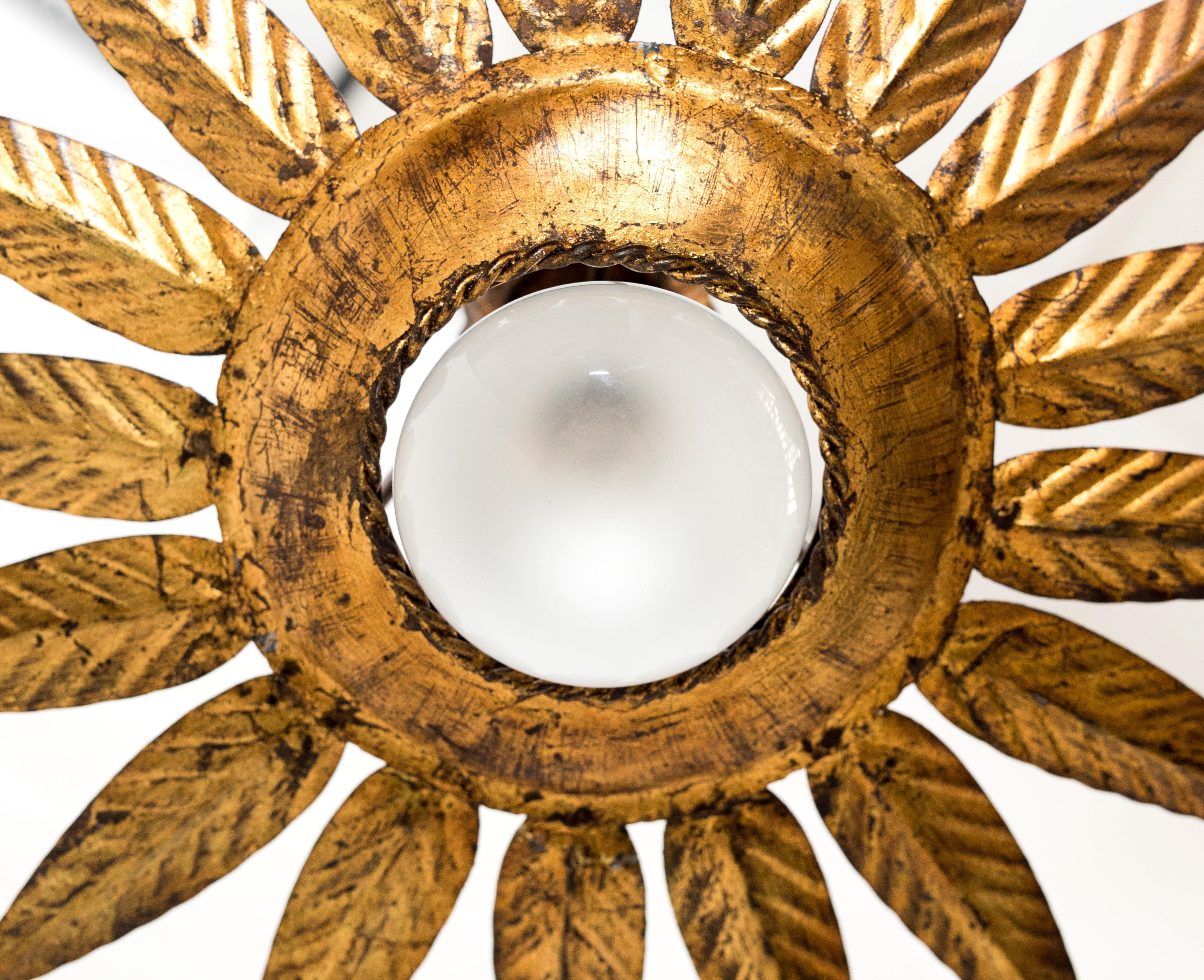 Rattan Mid-Century Modern Brass Sunburst Pendant Lamp – Unique 1960 Piece For Sale