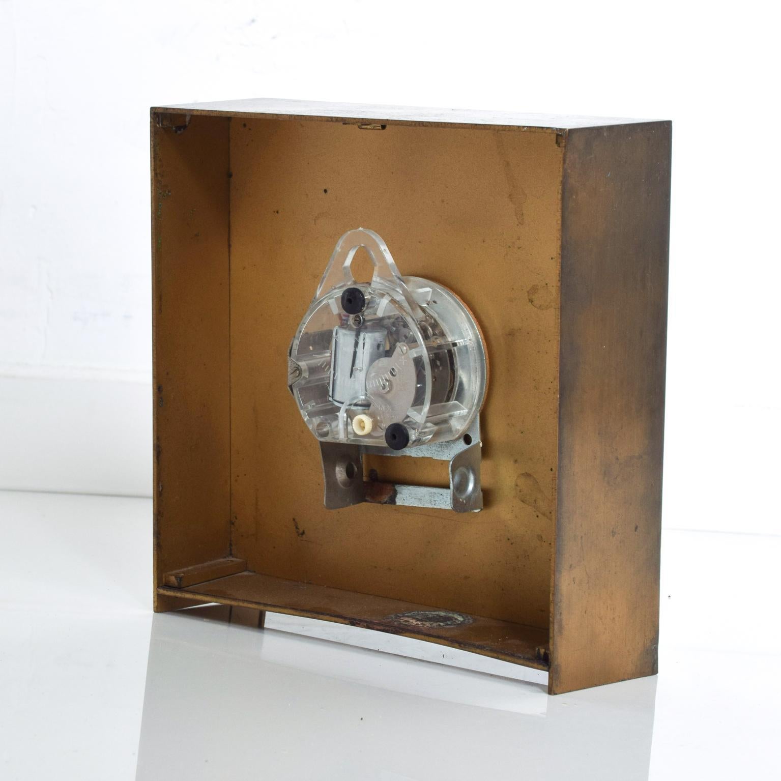 Mid-Century Modern Brass Table Clock, Atlanta Exclusiv, Western Germany, Kienzle In Good Condition In Chula Vista, CA