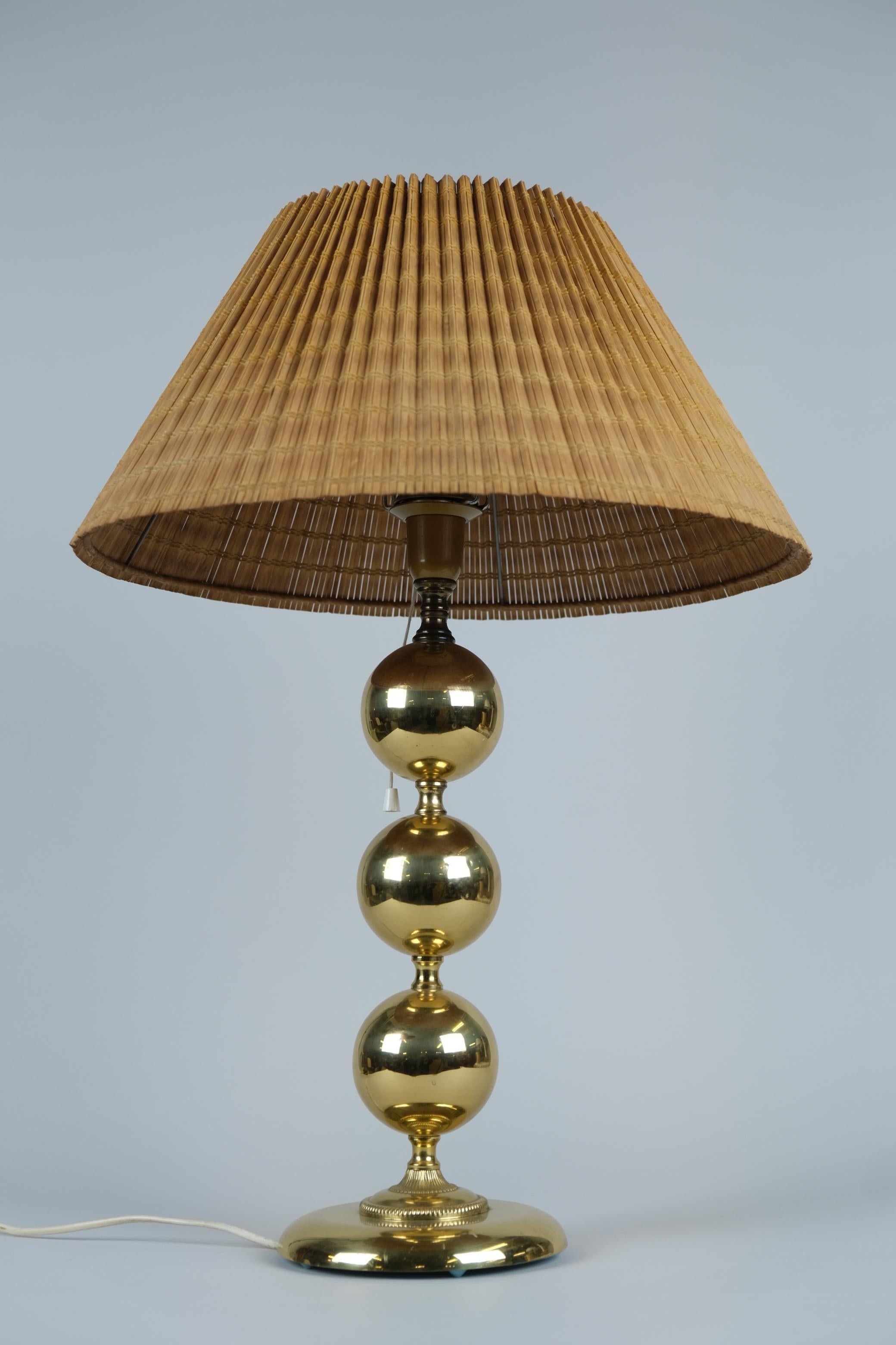 Lampe de table The Moderns en laiton Attr. Kai Kai, Valaisin Mäkelä 1970 en vente 4