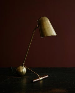 Lampe de table en laiton The Moderns