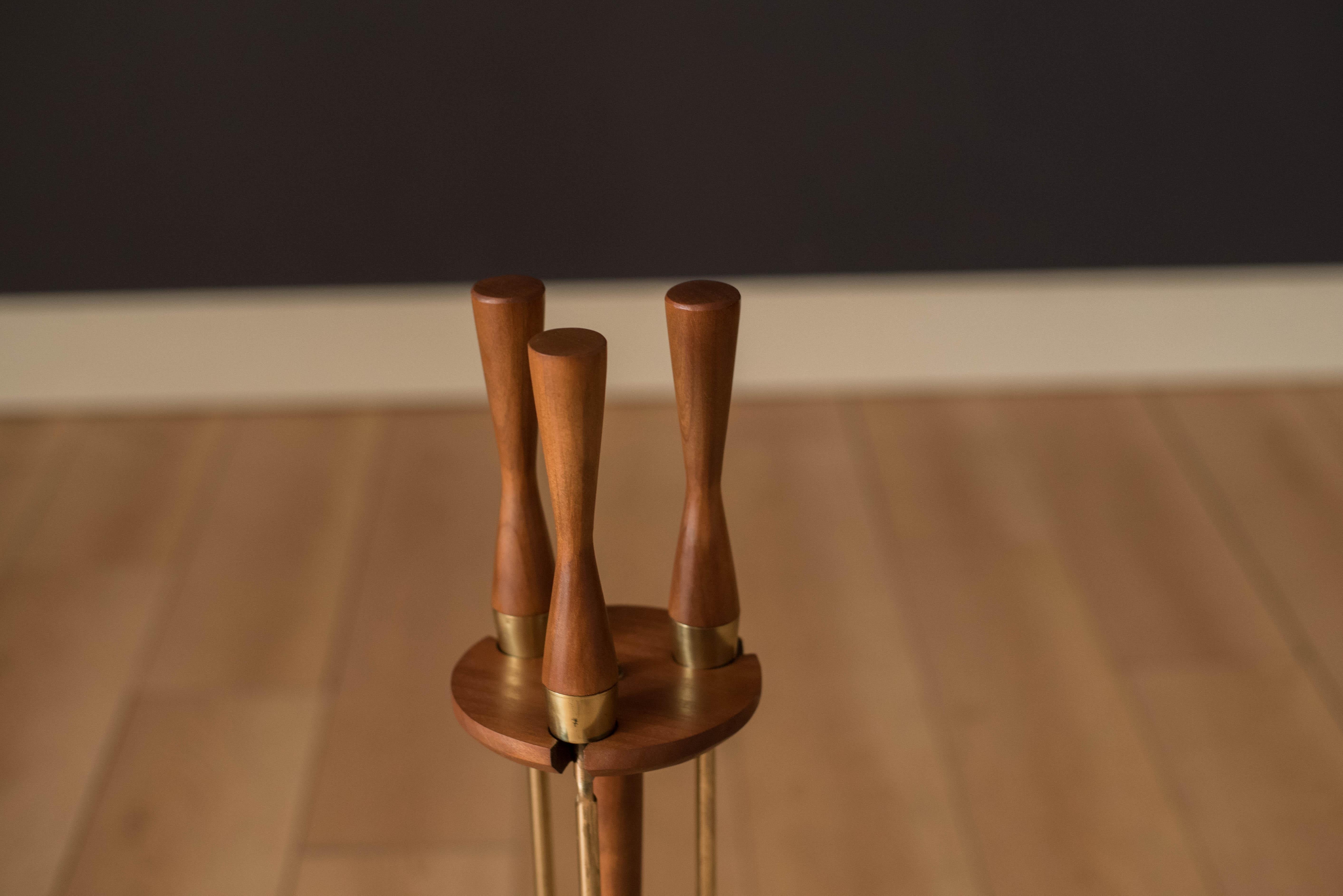Mid-Century Modern Brass Three-Piece Standing Fireplace Tool Set 1