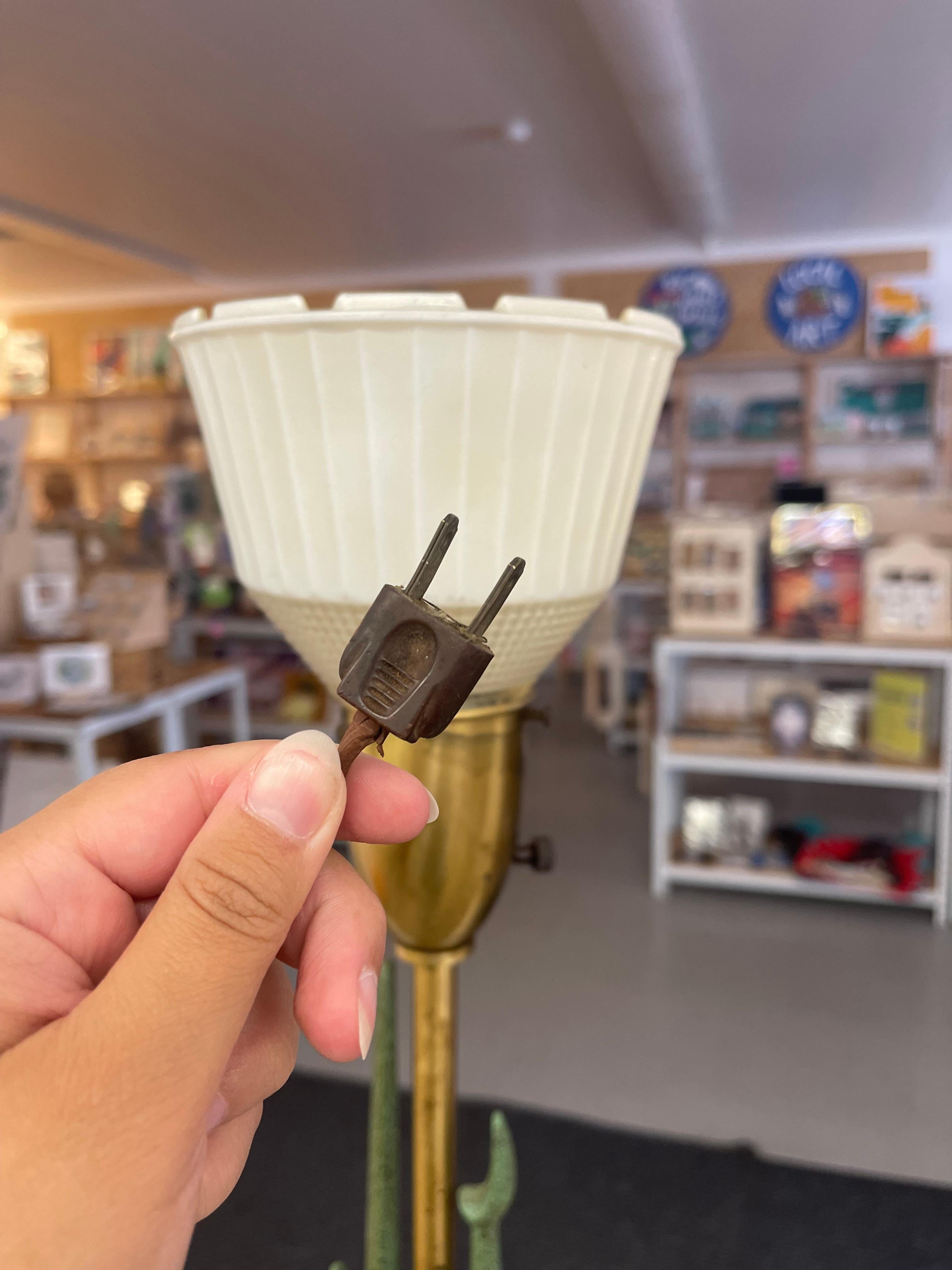 Mid-Century Modern Brass Toned Torchiere Floor Lamp with ribbed glass diffuser. For Sale 7