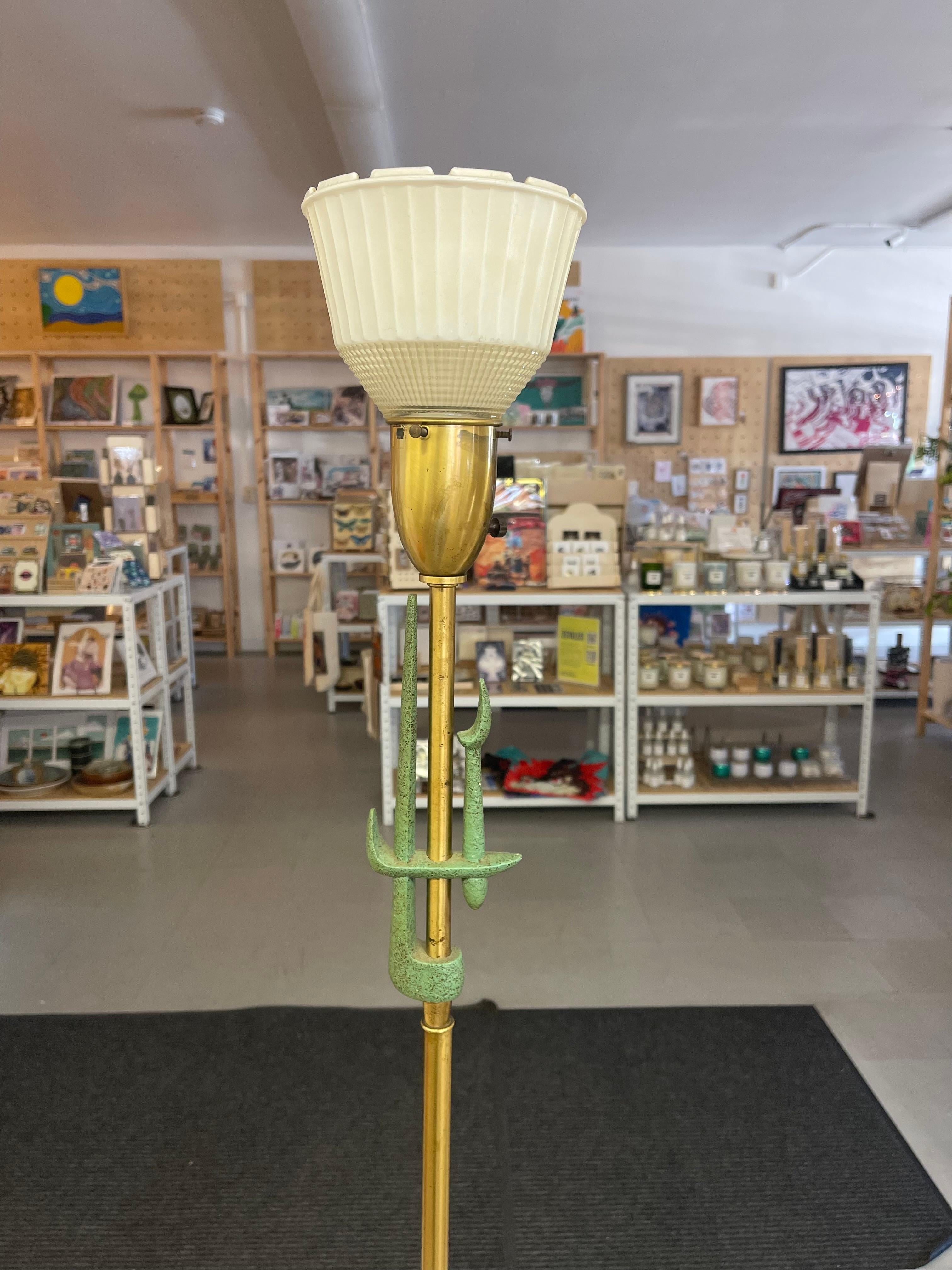 Mid-Century Modern Brass Toned Torchiere Floor Lamp with ribbed glass diffuser. For Sale 2