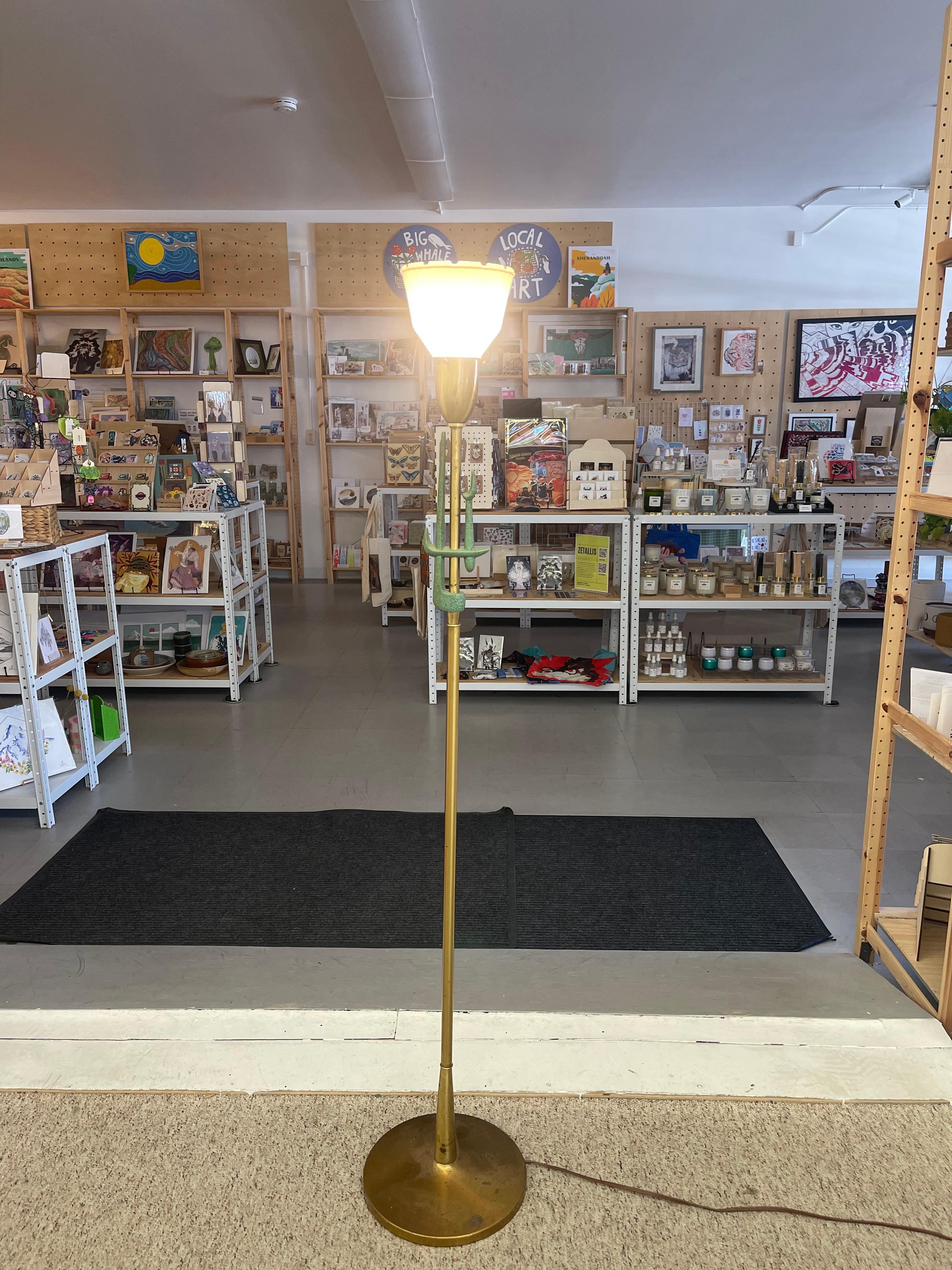 Mid-Century Modern Brass Toned Torchiere Floor Lamp with ribbed glass diffuser. For Sale 3