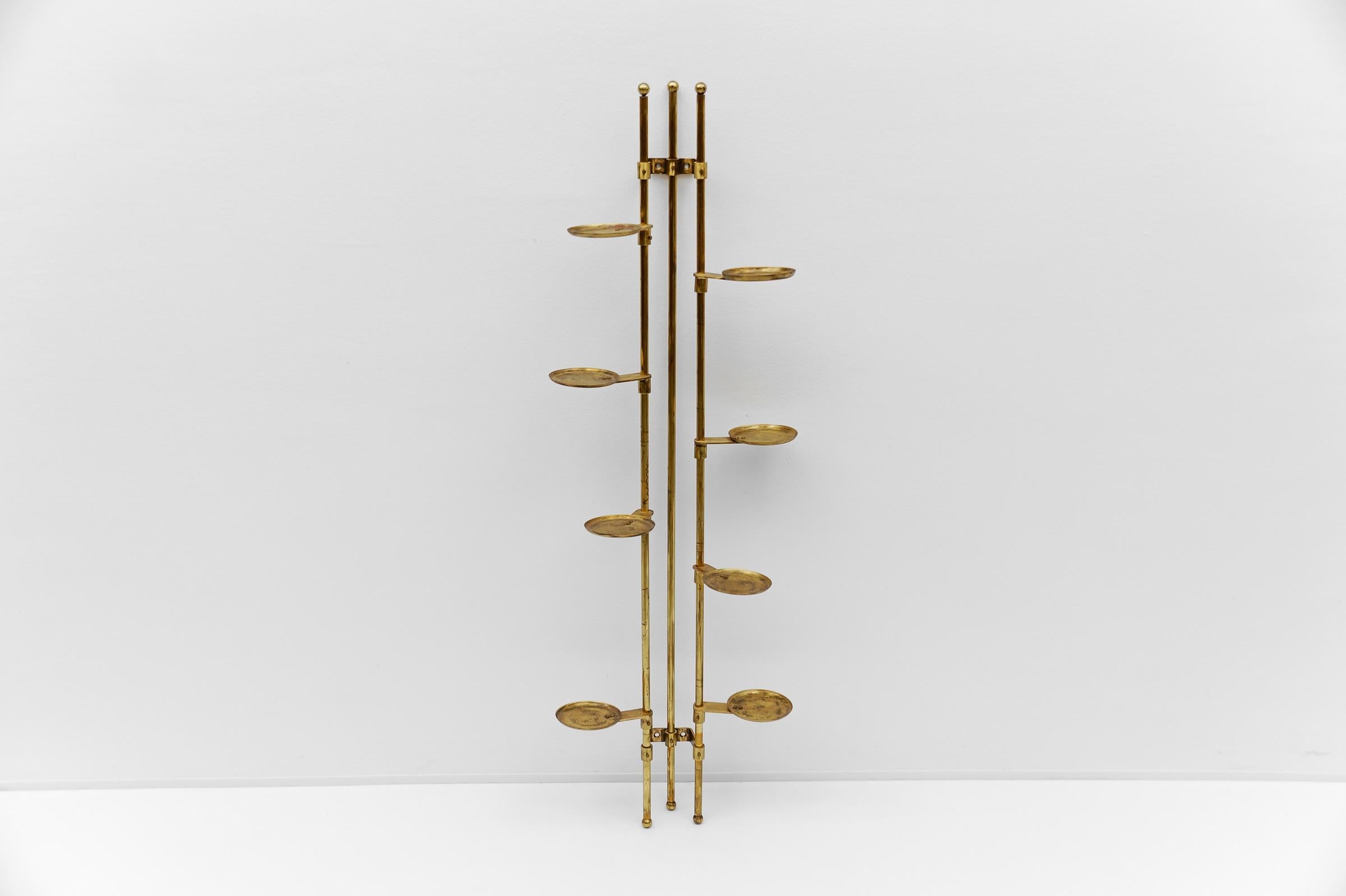 Étagère murale en acier tubulaire et laiton The Moderns, 1950s en vente 4