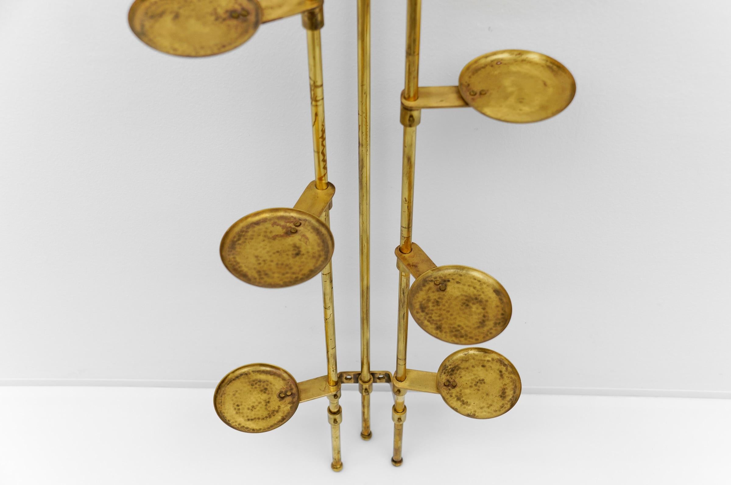 Laiton Étagère murale en acier tubulaire et laiton The Moderns, 1950s en vente