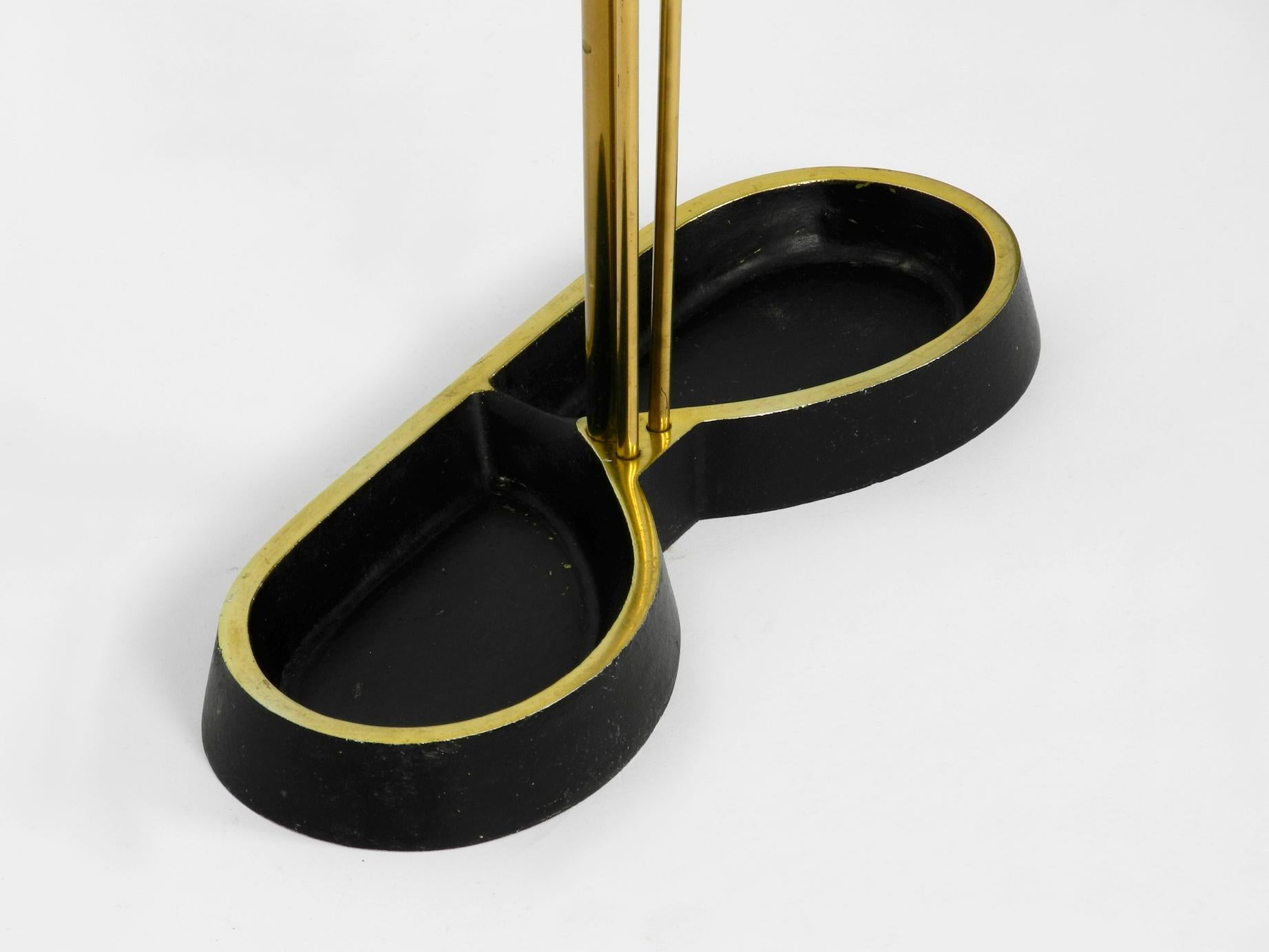 Mid-Century Modern Brass Umbrella Stand by Walter Bosse in Original Condition 1