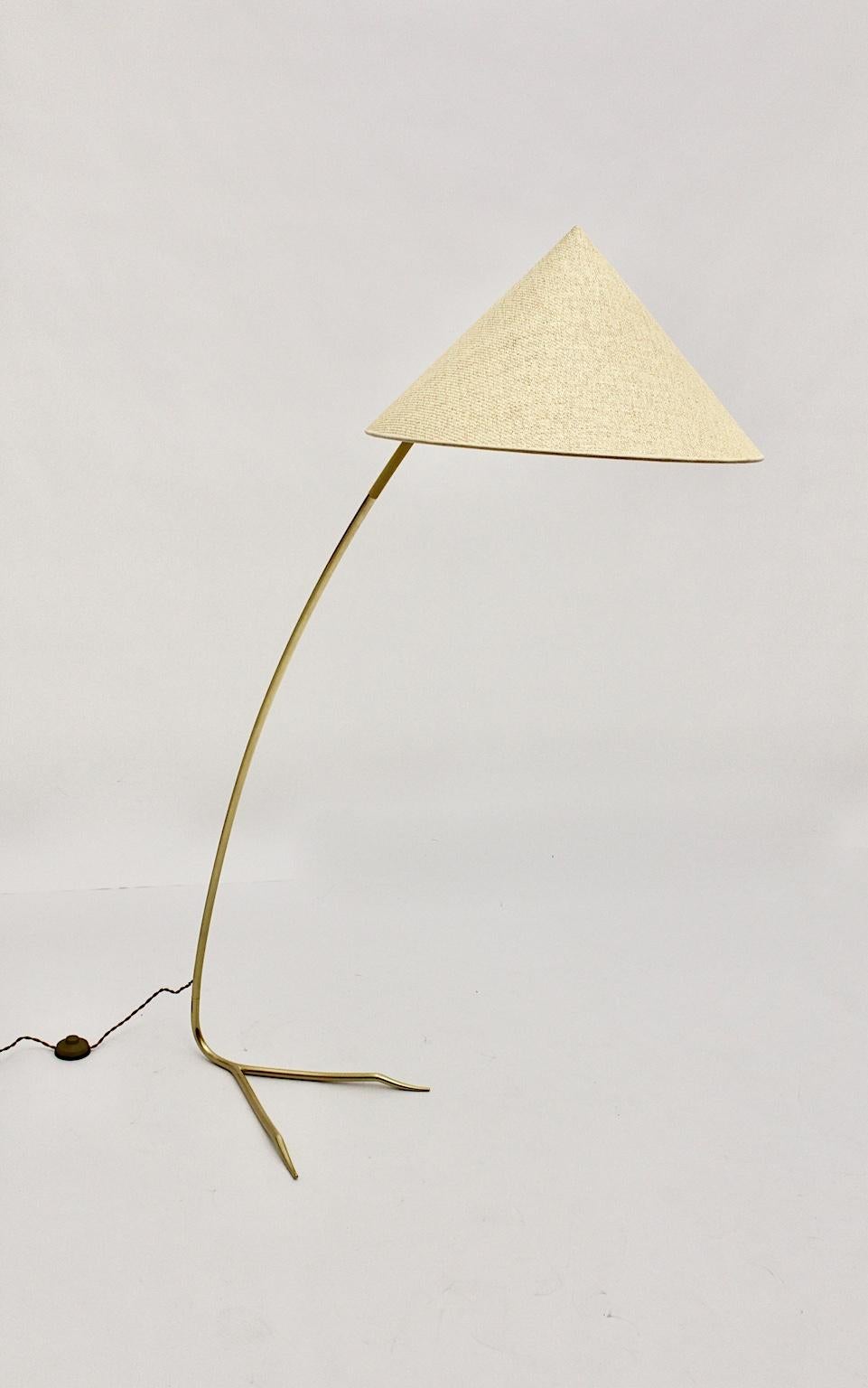 Moderne Stehlampe aus Messing aus der Mitte des Jahrhunderts Sumatra Rupert Nikoll, Österreich im Angebot 8