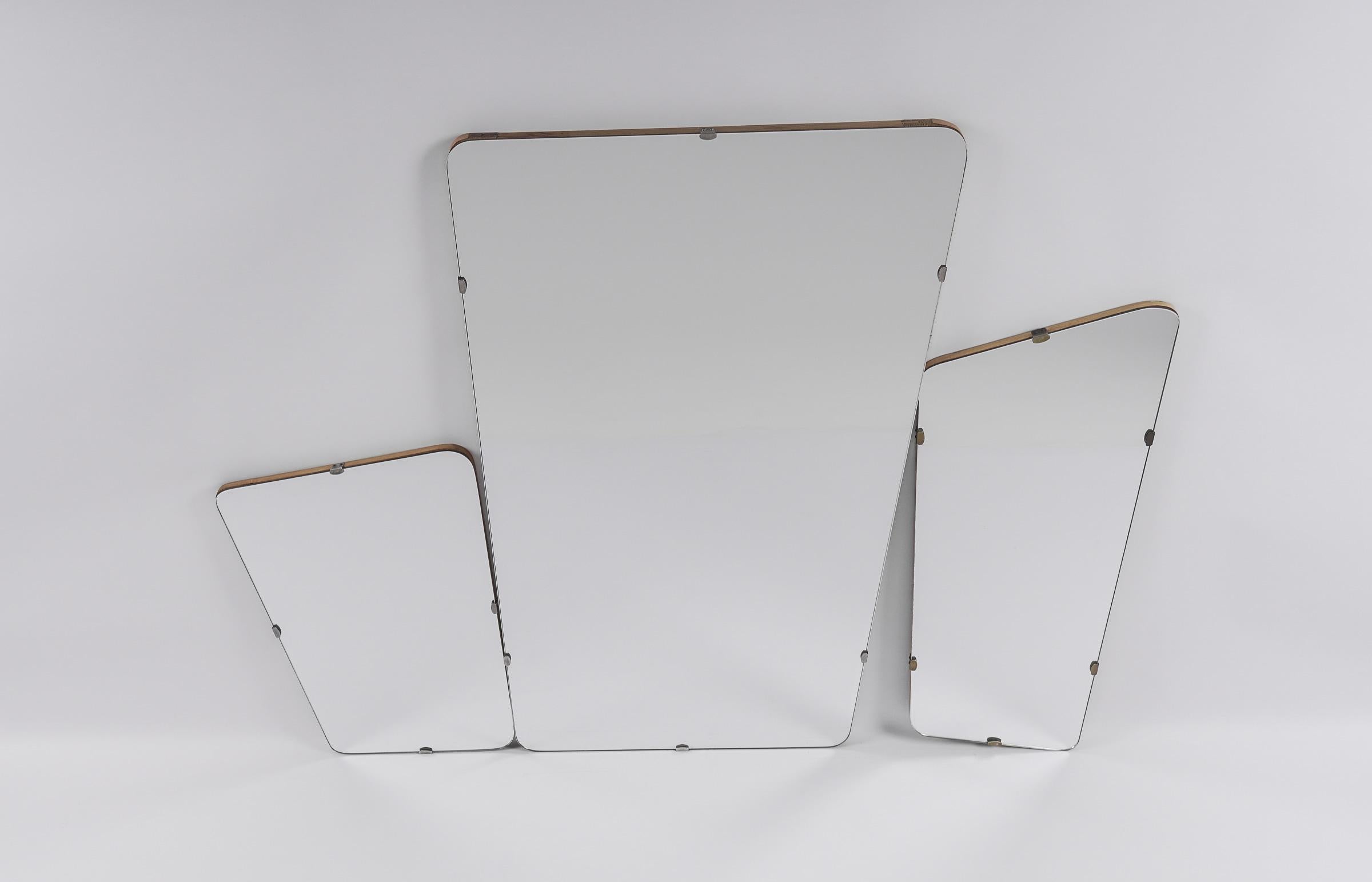 Mid-Century Modern Brass Wall Mirror, Germany, 1950s, Set of 3 In Good Condition For Sale In Nürnberg, Bayern