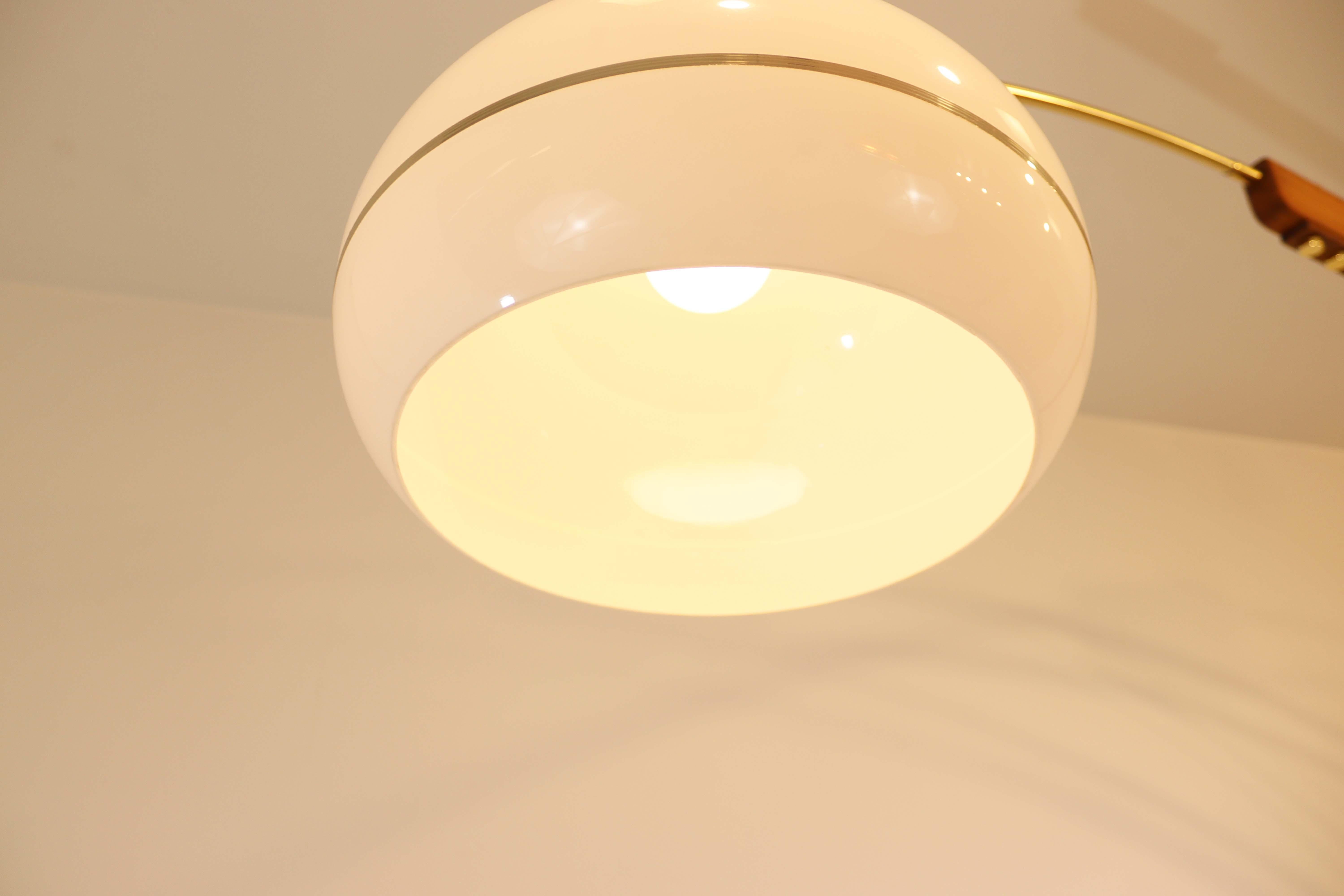Mid-Century Modern Brass & Walnut Arc Lamp by Nova California 3