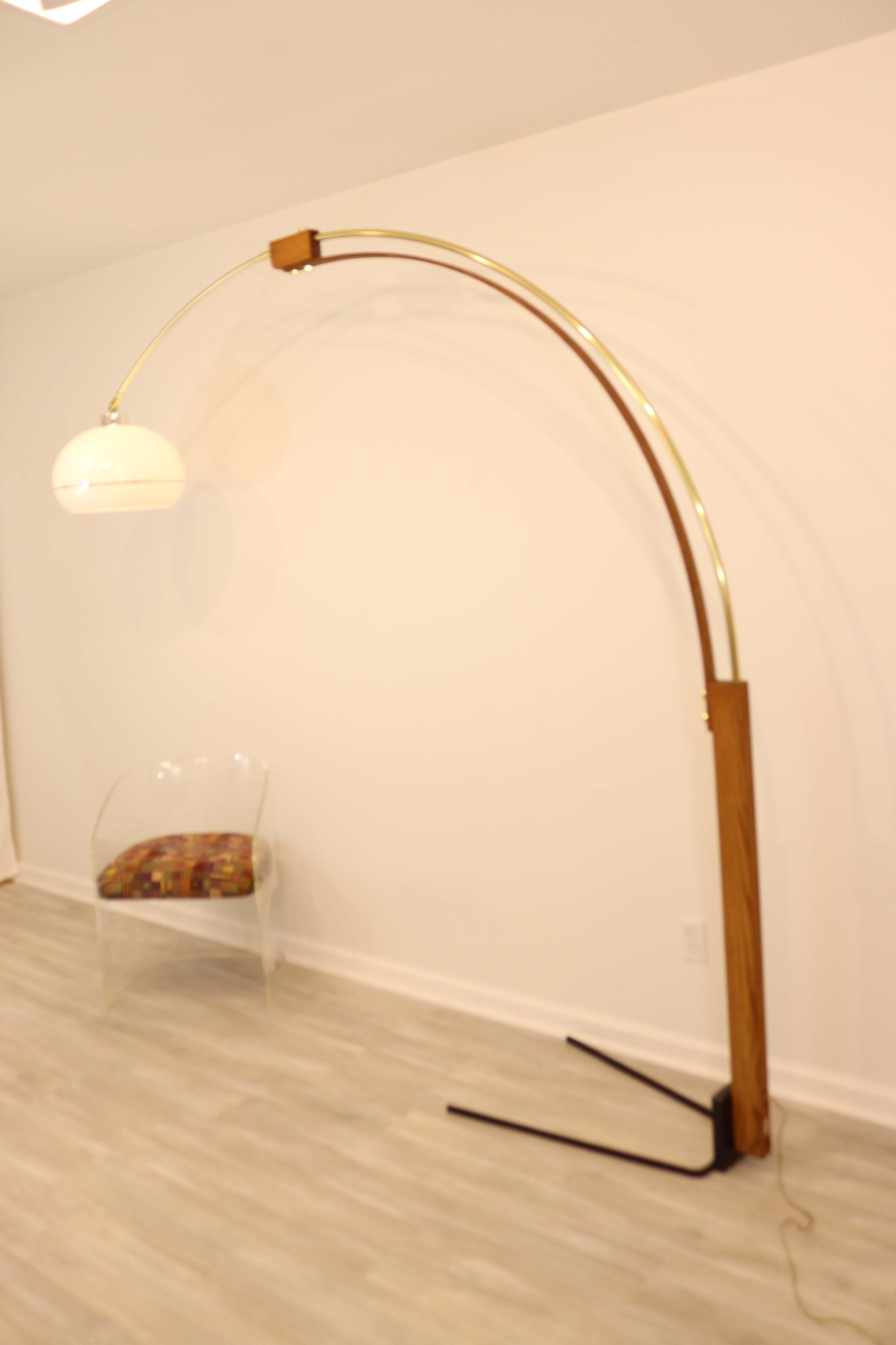 Nova 2024 arc lamp