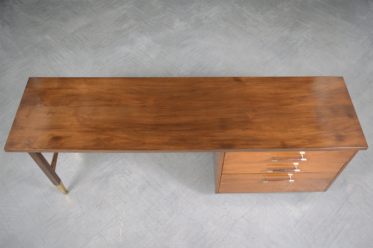 1960s Mid-Century Modern Walnut Executive Desk with Chrome Accents In Good Condition For Sale In Los Angeles, CA