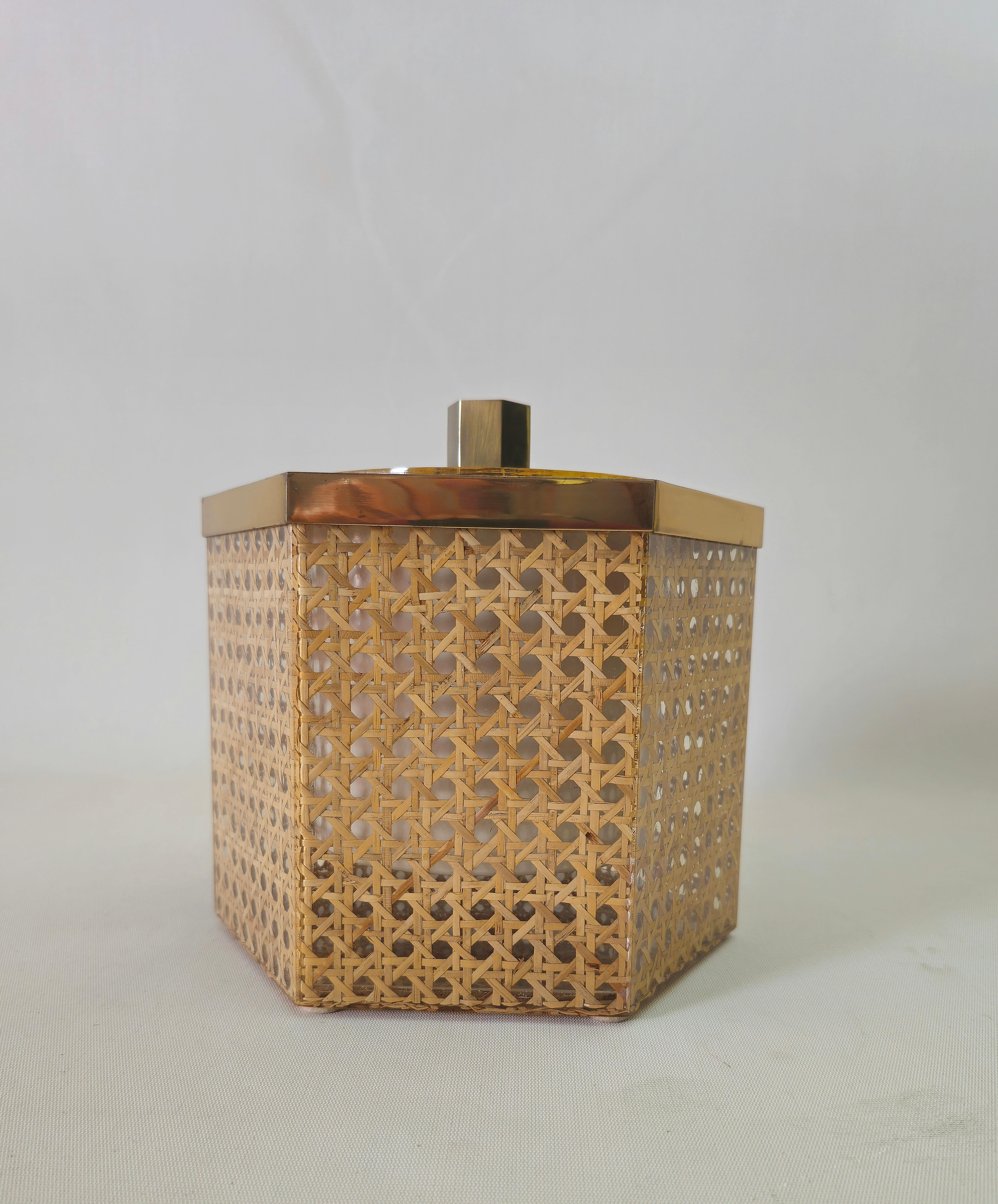 20th Century Mid-Century Modern  Brass Wicker and Lucite Ice Bucket Italy 1970s