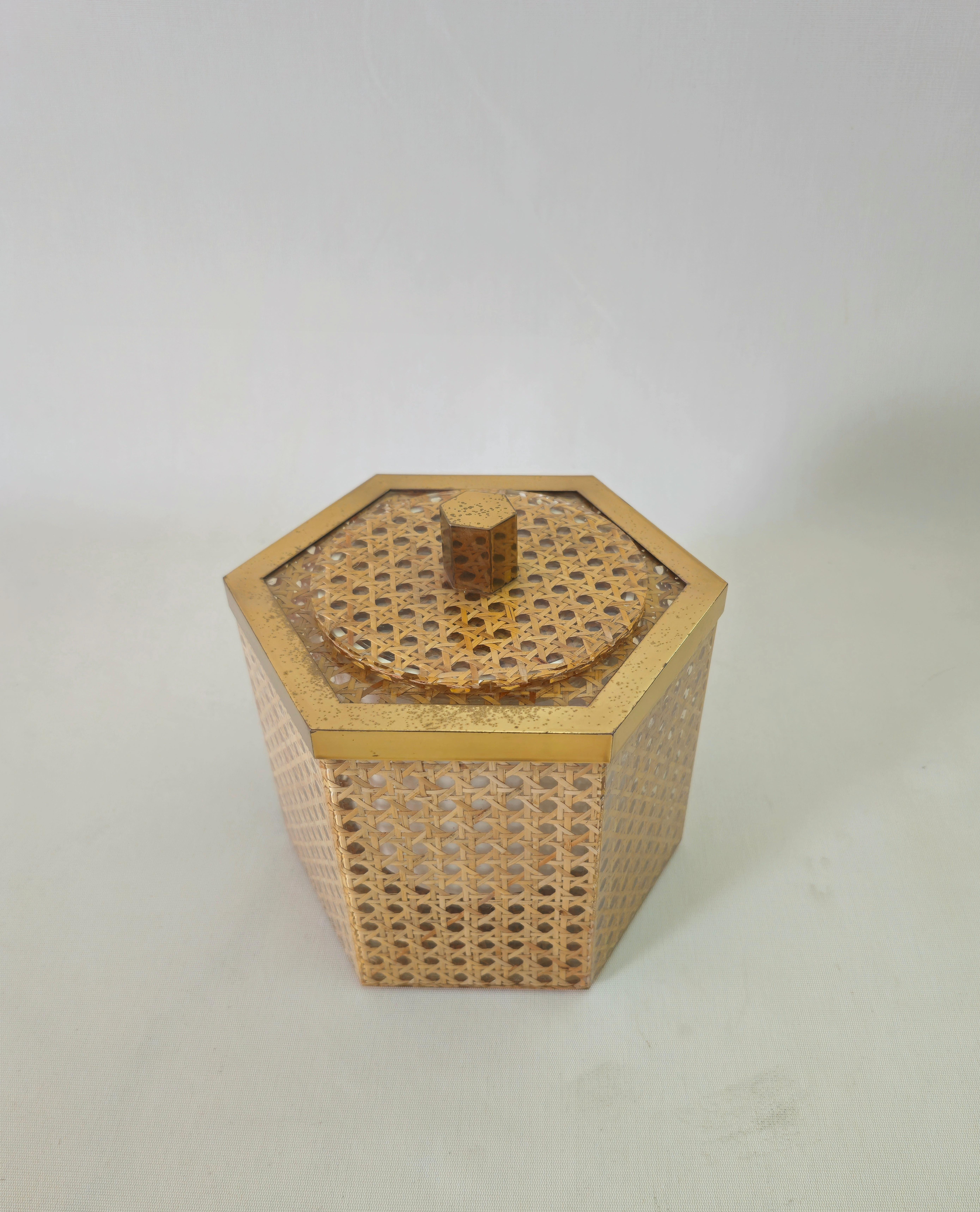 Mid-Century Modern  Brass Wicker and Lucite Ice Bucket Italy 1970s 1