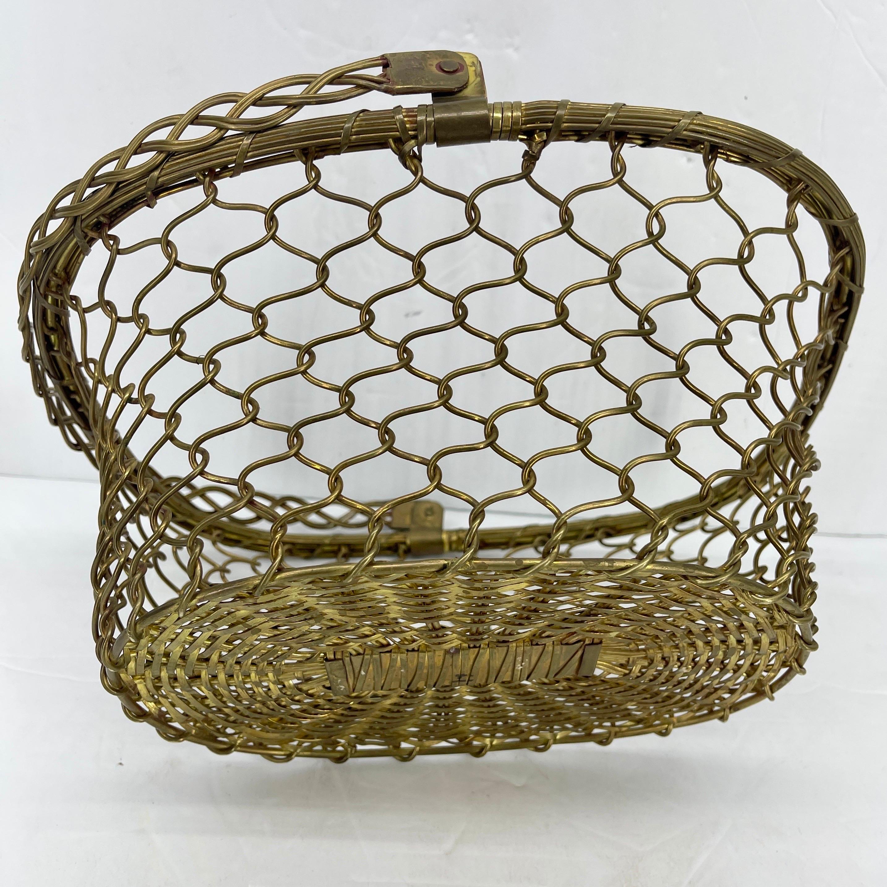 Mid-Century Modern Brass Wire and Wicker Basket with Handle, Mid-Century Modern In Good Condition For Sale In Haddonfield, NJ