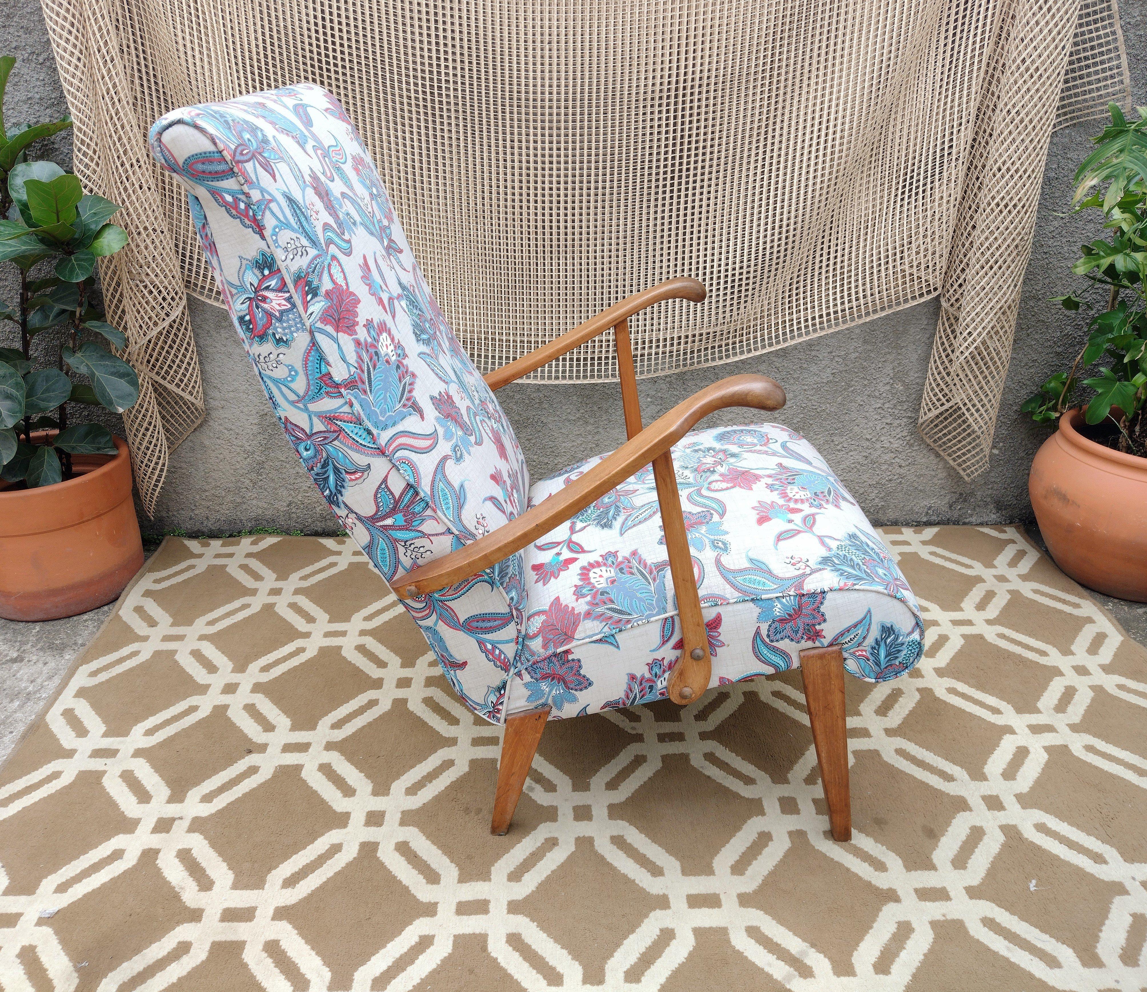 Mid-20th Century Mid-Century Modern Brazilian Armchair in Solid Wood