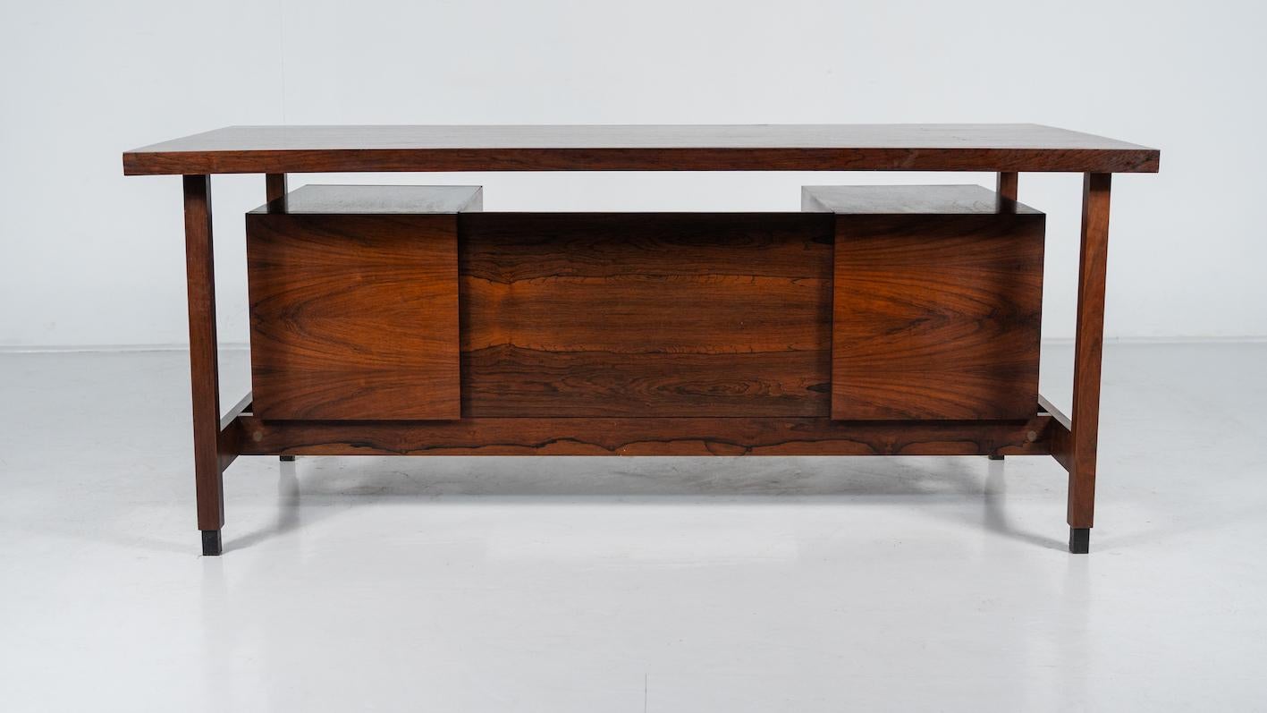 Mid-Century Modern Desk by Sergio Rodrigues, Brazil, 1960s For Sale 6