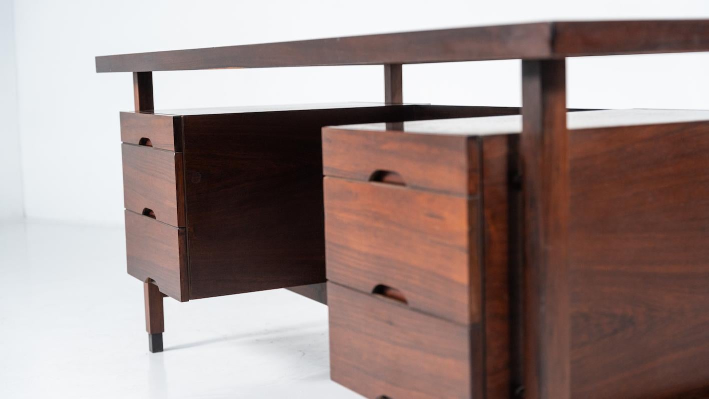 Mid-20th Century Mid-Century Modern Desk by Sergio Rodrigues, Brazil, 1960s For Sale