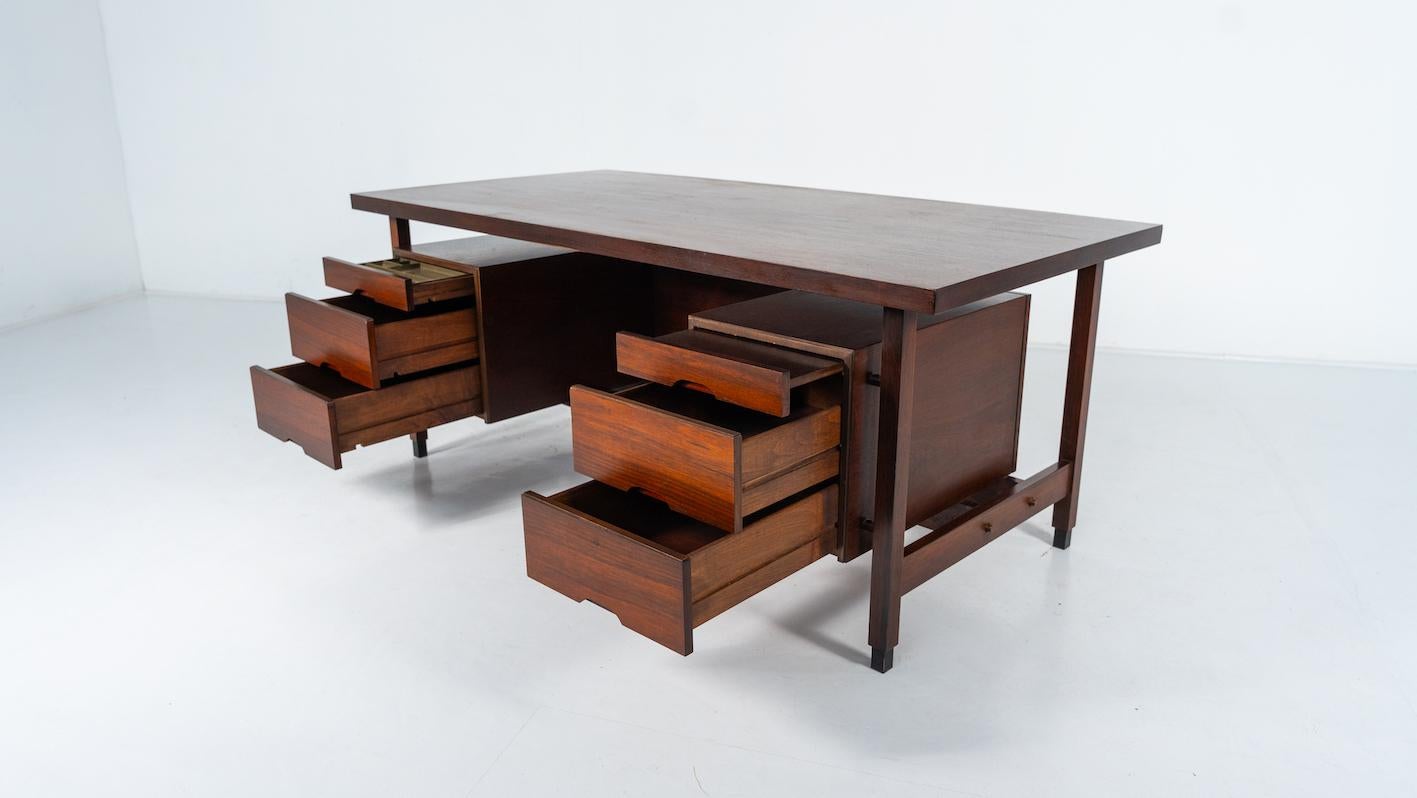 Mid-Century Modern Desk by Sergio Rodrigues, Brazil, 1960s For Sale 2
