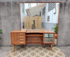 Table de coiffeuse brésilienne moderne du milieu du siècle en bois de caviuna