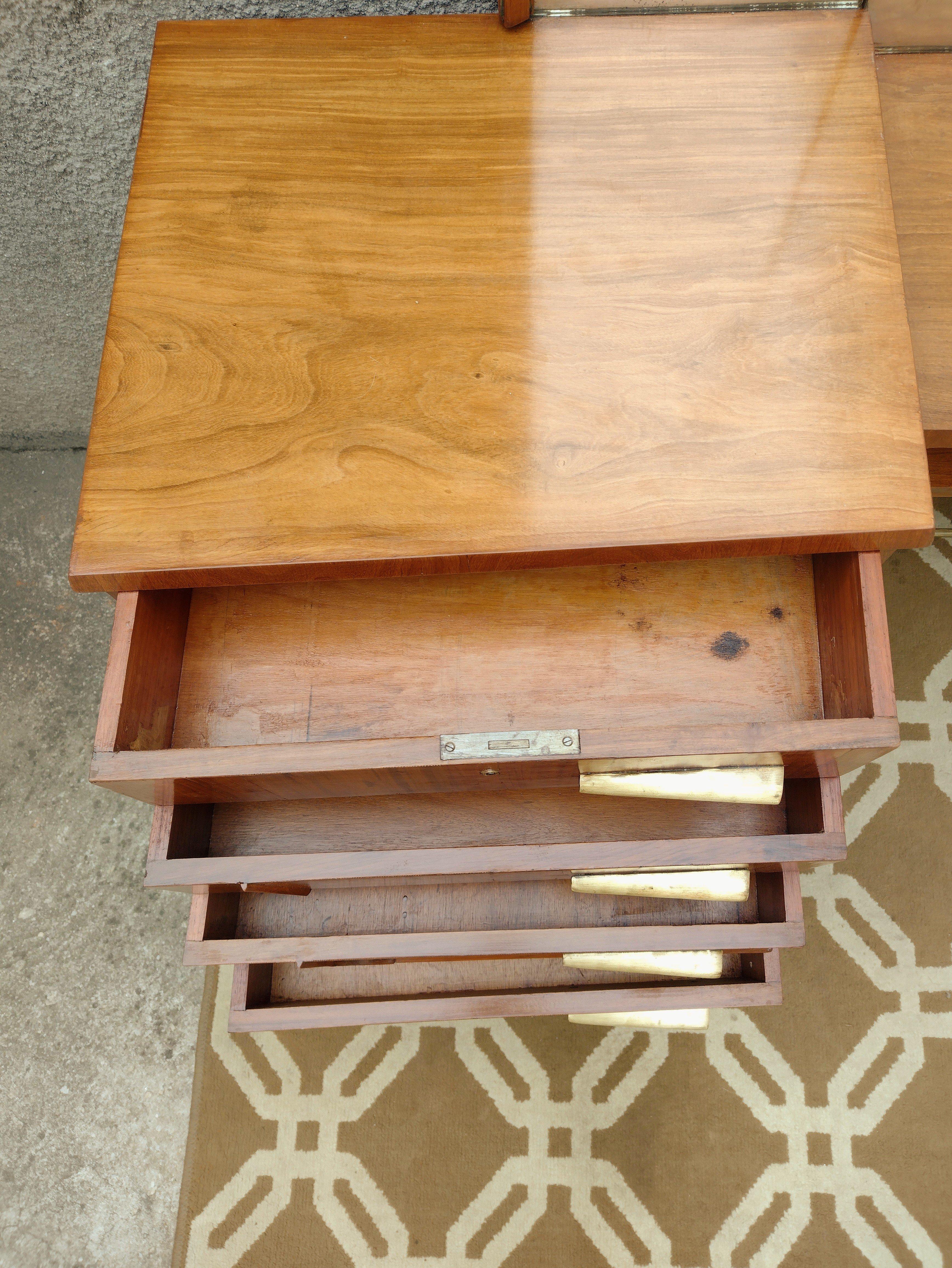 Mid-Century Modern Brazilian Dressing Table in Caviuna Wood For Sale 3