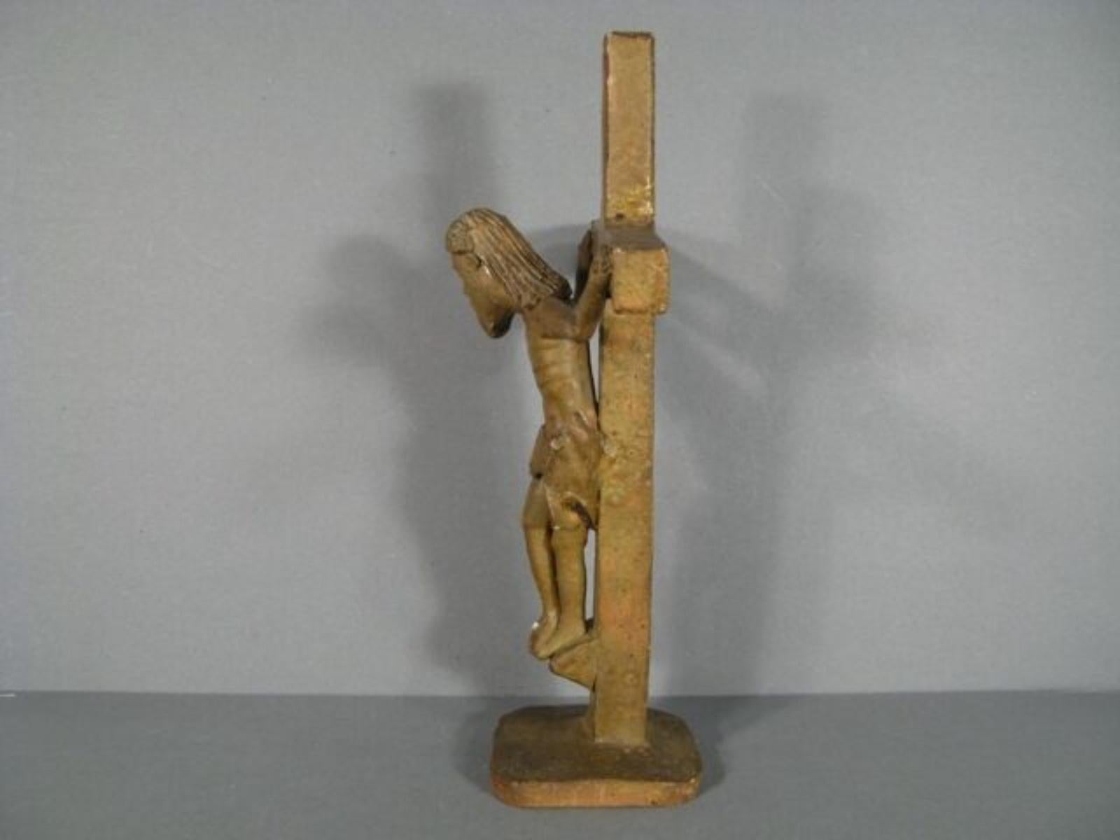 Mid-20th Century Mid-Century Modern Brazilian Terracotta Crucifix by José Rodrigues -1Y65