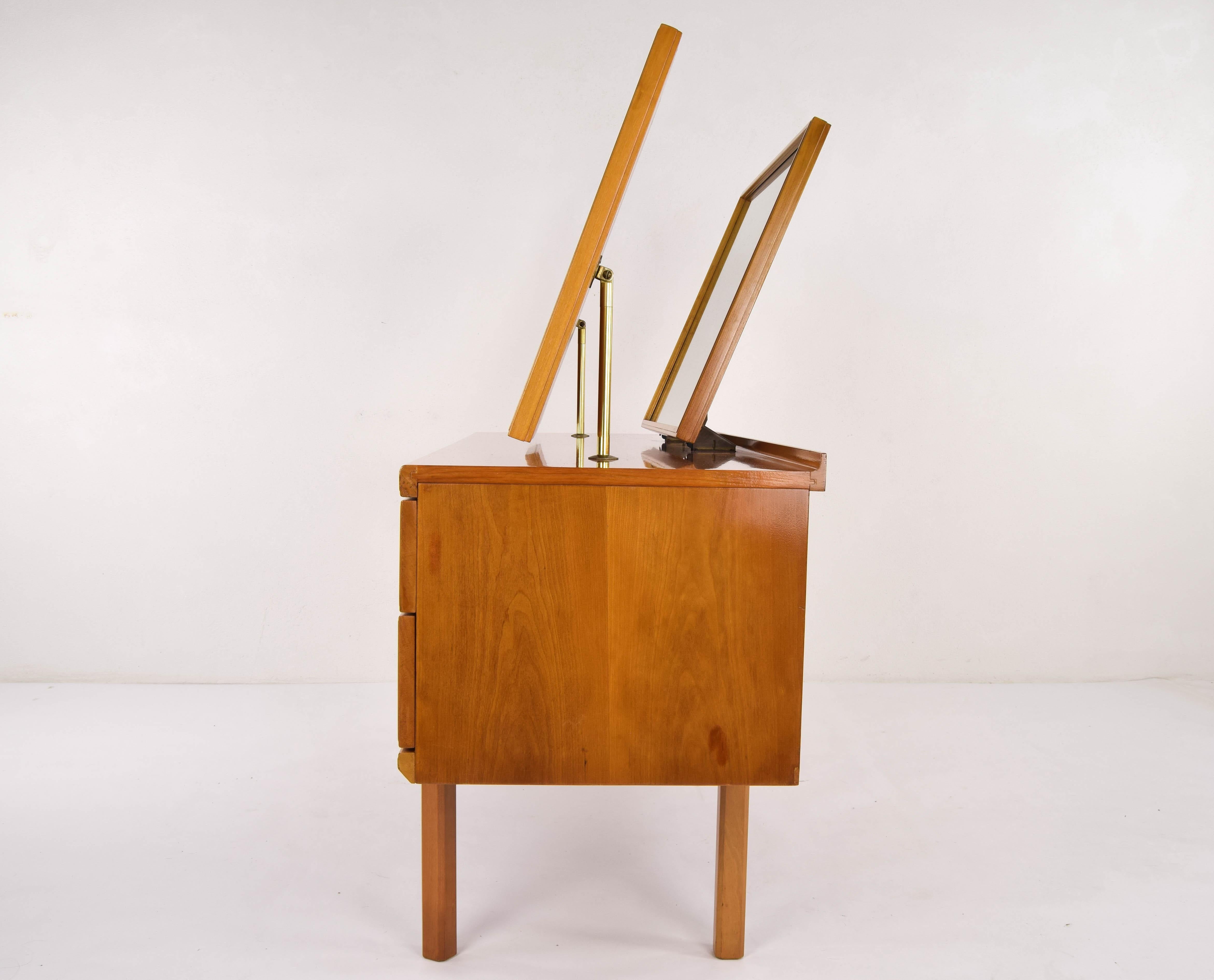 Mid-Century Modern British Beechwood Dressing Table with Triptych Mirror 1960s 6