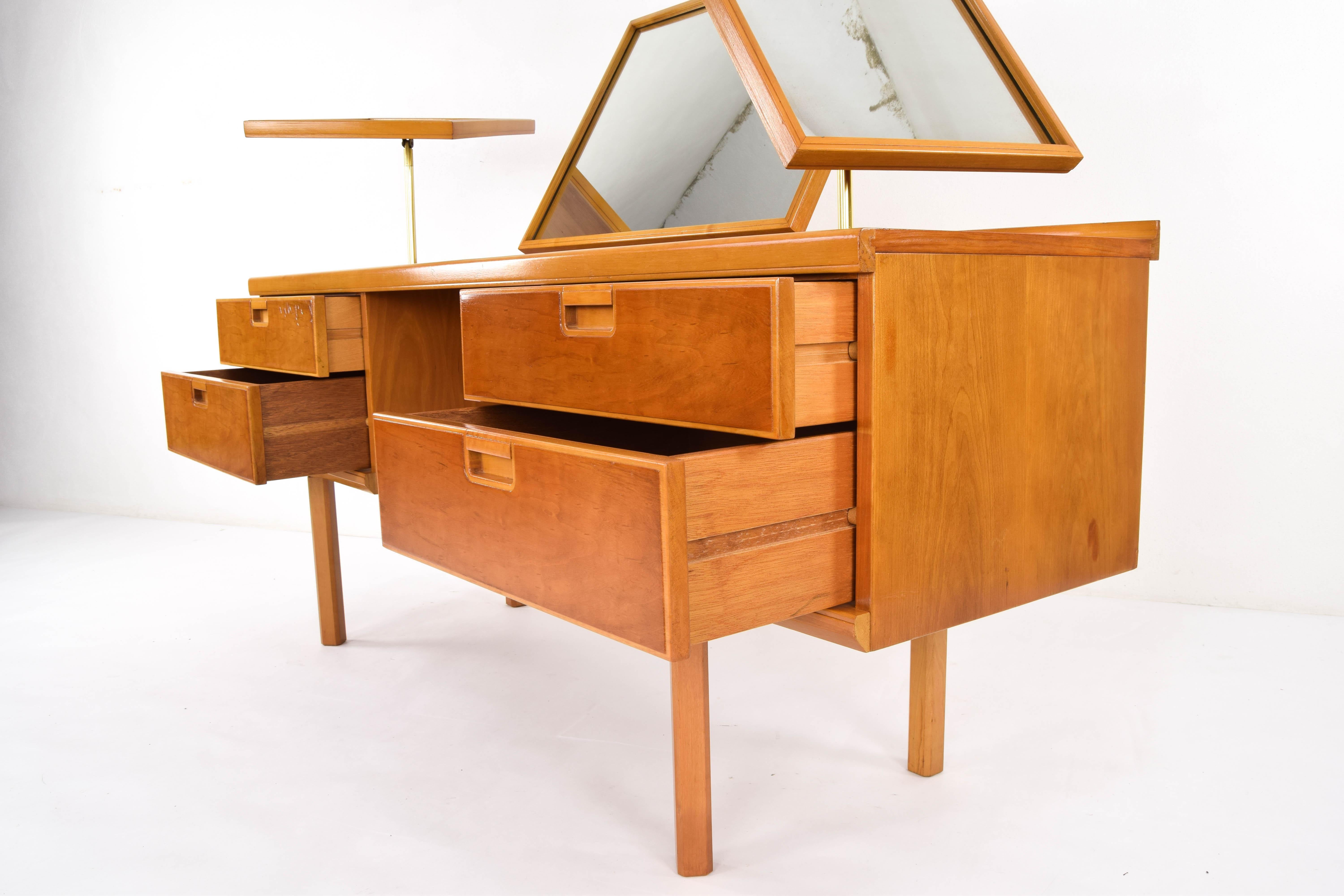 Mid-Century Modern British Beechwood Dressing Table with Triptych Mirror 1960s 4