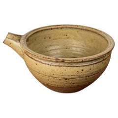 Mid-Century Modern British Studio Pottery Bowl by Richard Batterham, 1960s Mid-Century Modern British Studio Pottery Bowl by Richard Batterham, 1960s